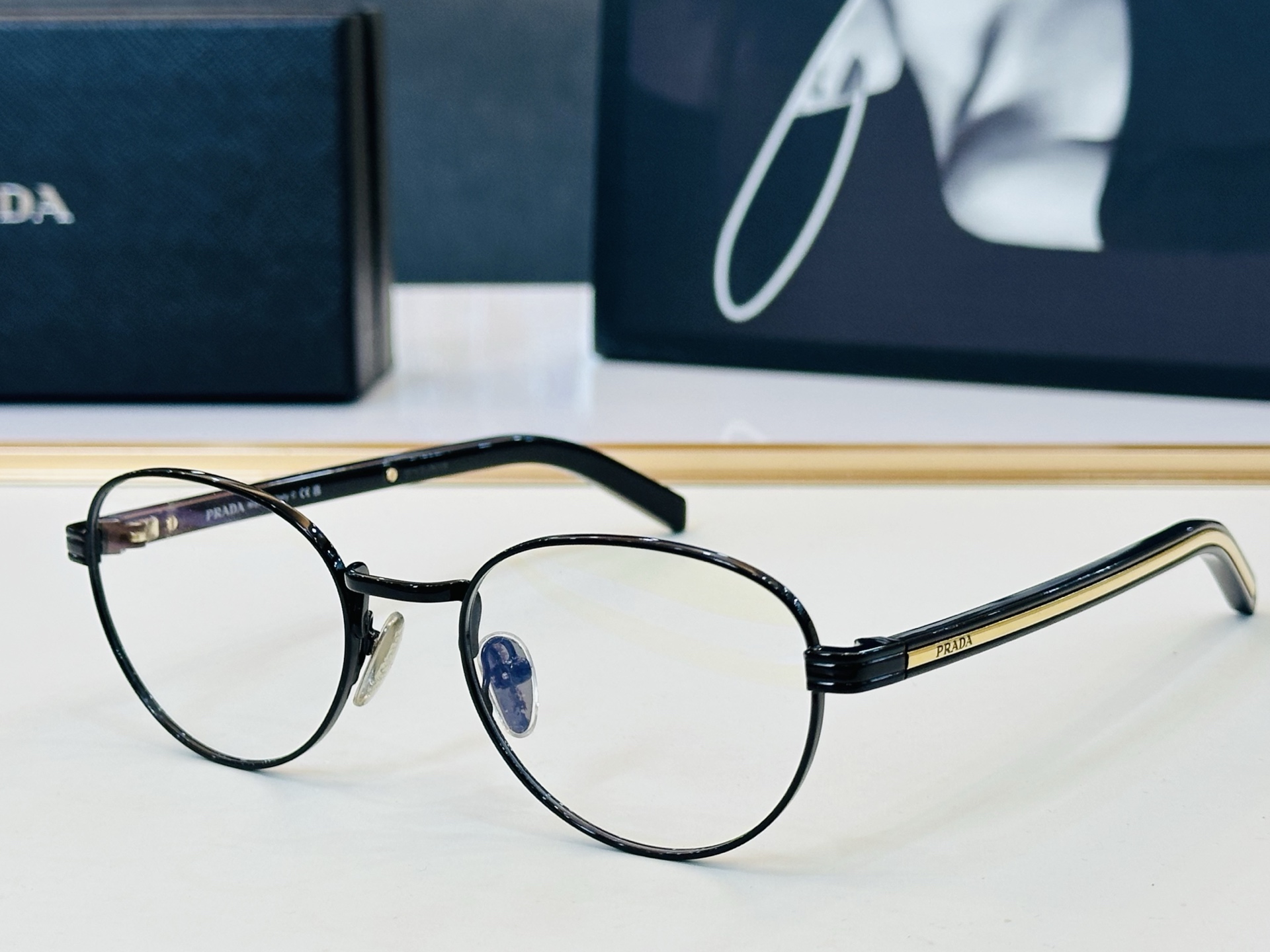 NO:823762,PRAD*Pujia PR B53V Size 51 mouth 20-145 The eyewear series is exquisitely made to highlight your unique personality. The latest popular models are glasses, sunglasses, sunglasses, glasses, prada, prada19860909PRAD*普家 PR B53V Size51口20-145 眼镜系列堪称精湛制作 彰显独特个 h最新推出火爆款 眼镜墨镜太阳镜,眼镜,prada,prada,glasses