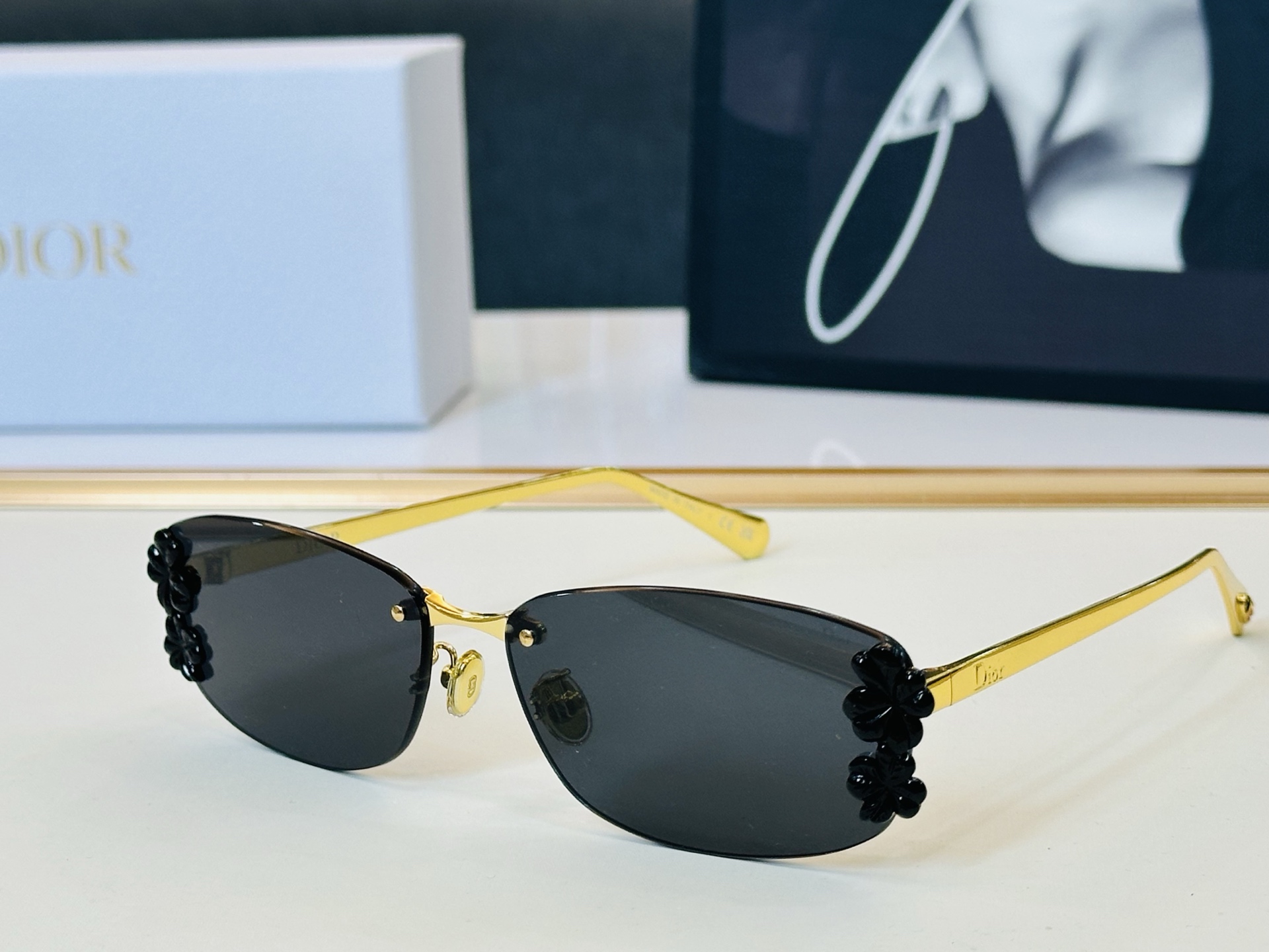 NO:823835,DIO* Dijia S1U Size 63 Mouth 15 - Spring and Summer Style Sunglasses C with exquisite temples and high quality. Glasses, sunglasses, sunglasses, glasses, dior, dior19860909DIO* 迪家 S1U Size63口15-春夏款墨镜 C搭配镜腿精致 质量上佳 眼镜墨镜太阳镜,眼镜,dior,dior,glasses