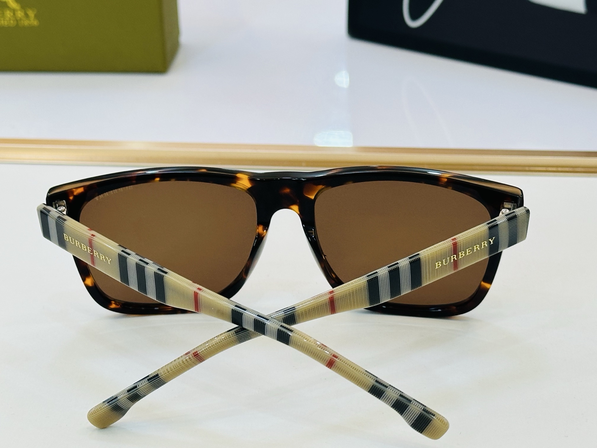 新款 BURBERR*🔻巴家 BE4482    百搭镜架Size：57口17-145  高品质 到货 