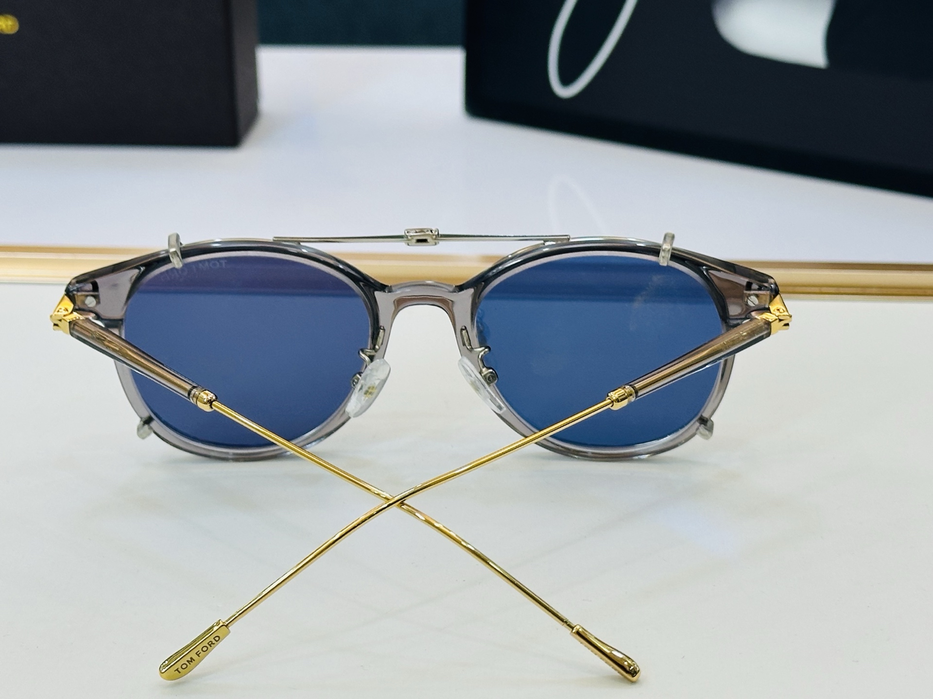 🔺TOM FOR*🔻 汤姆家 官网新款 FT5644-D-B Size：52口20-145 经典时尚 🔝