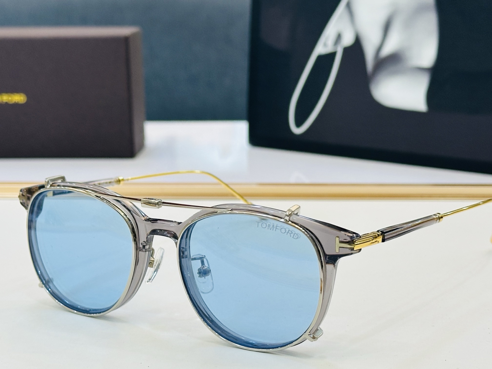 🔺TOM FOR*🔻 汤姆家 官网新款 FT5644-D-B Size：52口20-145 经典时尚 🔝