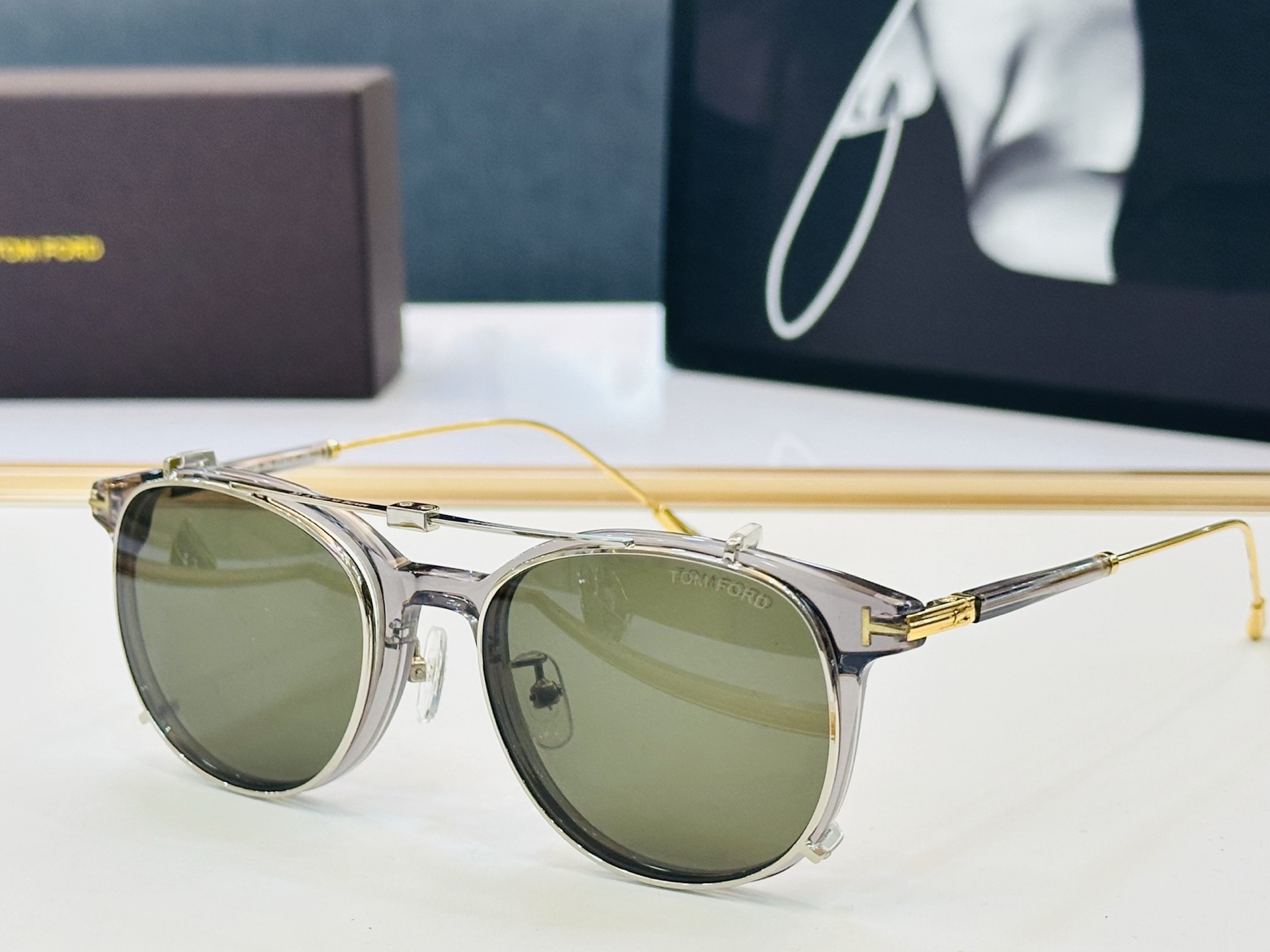 🔺TOM FOR*🔻 汤姆家 官网新款 FT5644-D-B Size：52口20-145 经典时尚 🔝