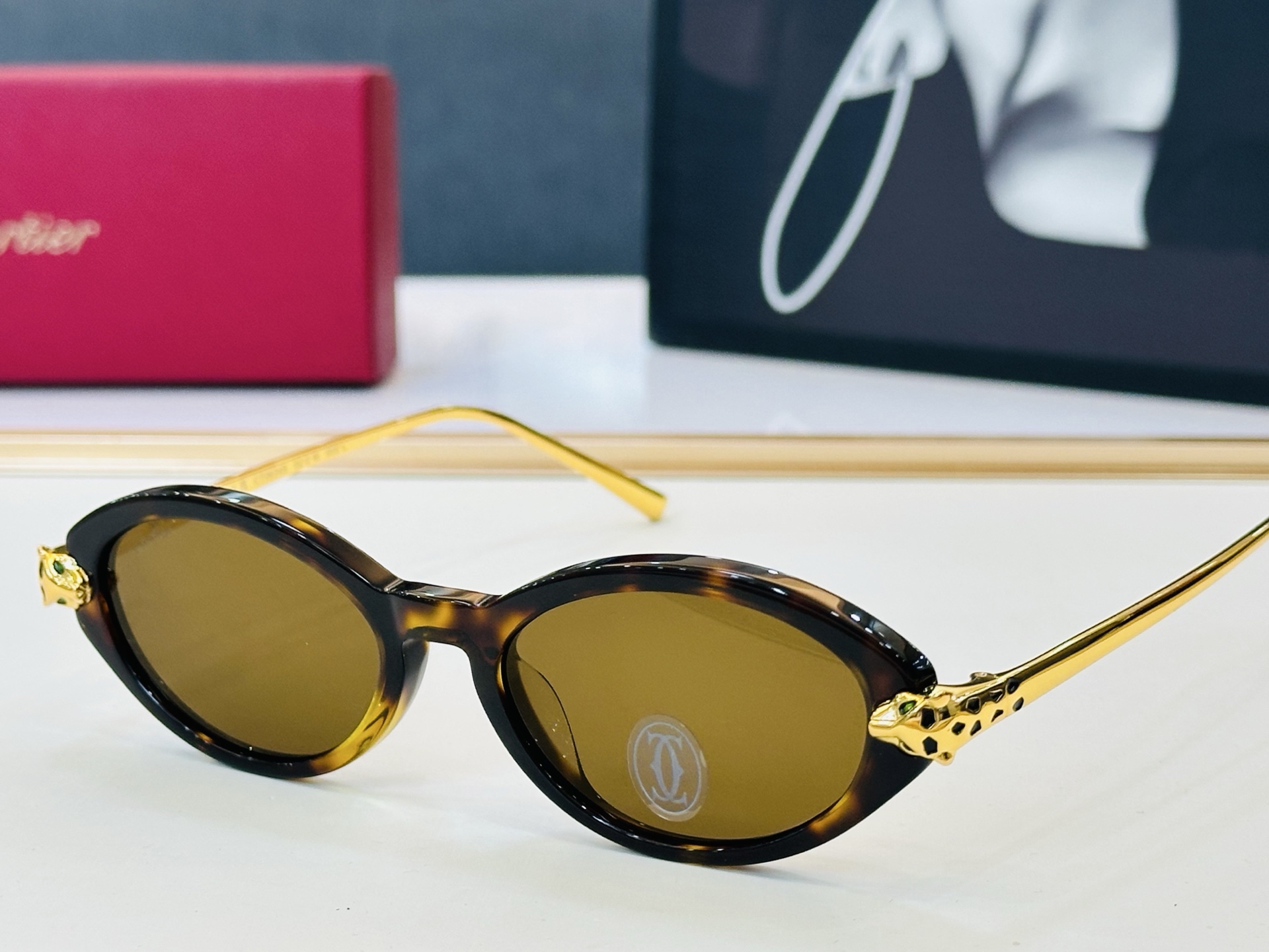 Cartie* 卡家 太阳镜 CT0634S Size：52口18-140  电镀工艺精湛气质十足！一男
