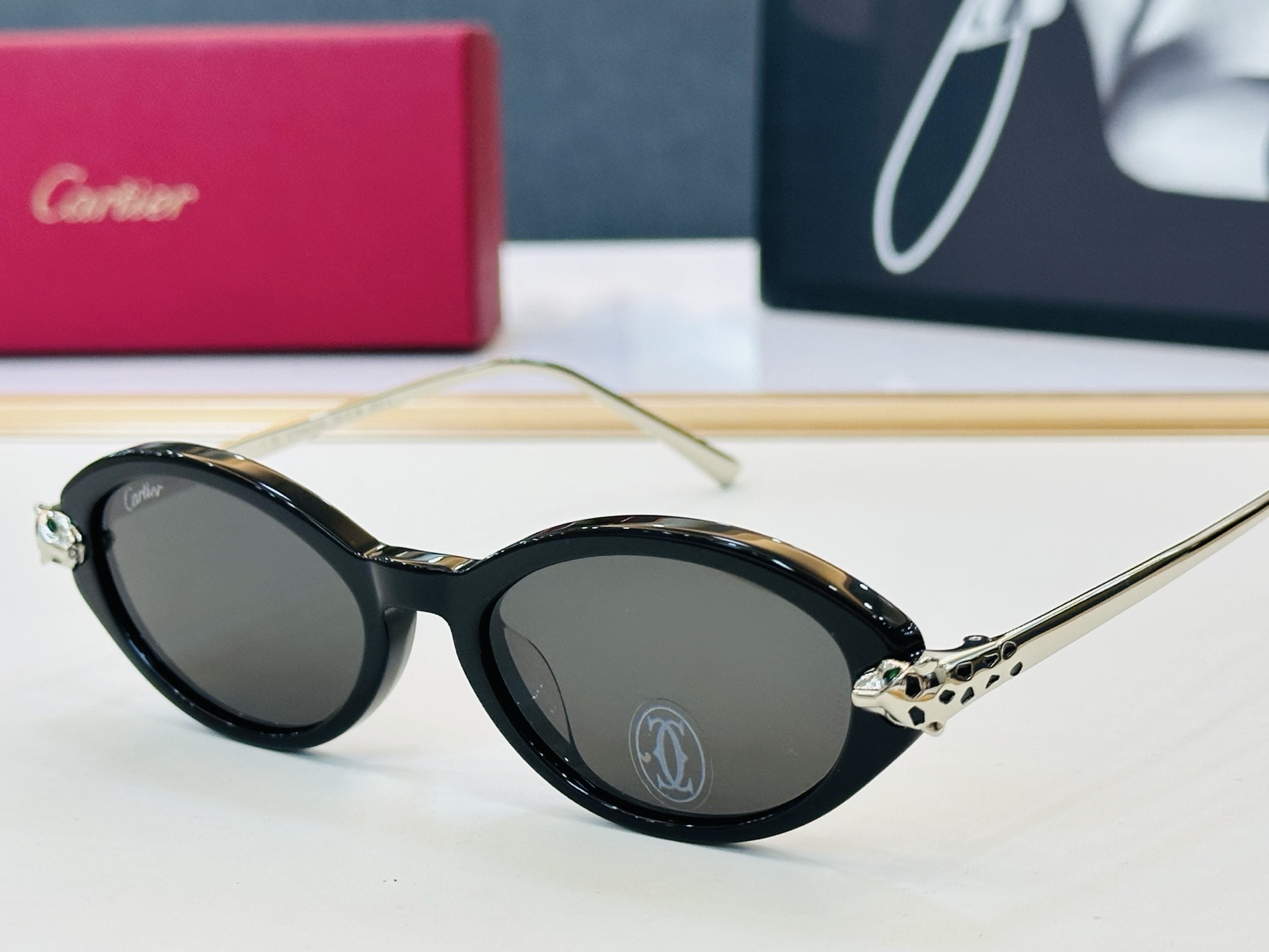Cartie* 卡家 太阳镜 CT0634S Size：52口18-140  电镀工艺精湛气质十足！一男