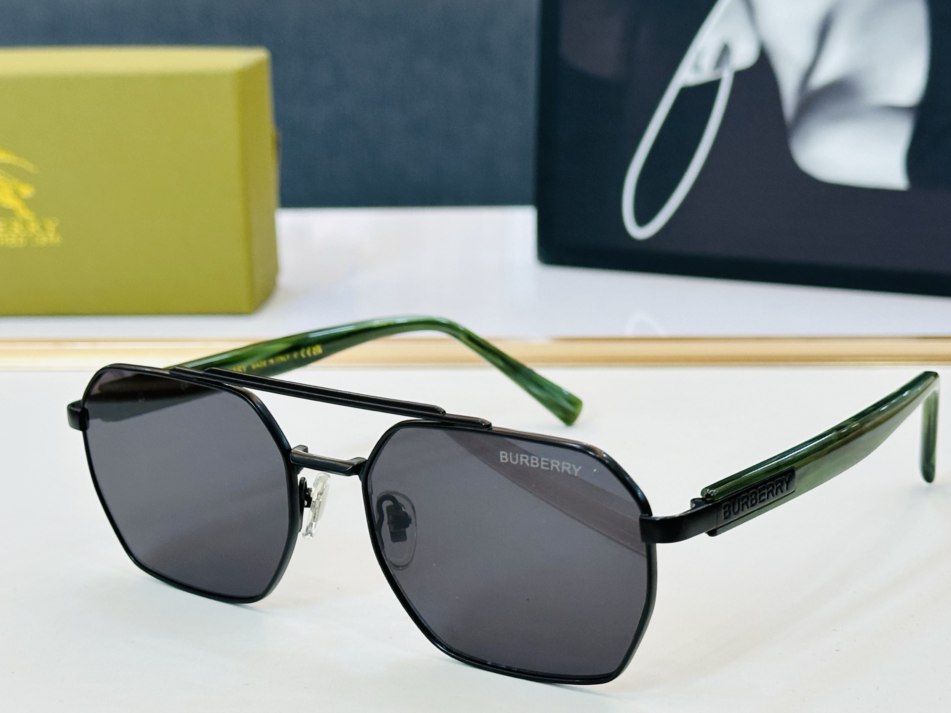 高品质✨BURBERR*✨ 巴家 BE2245 Size：58口18-145 女款太阳眼镜[得意]🌲🌲 
