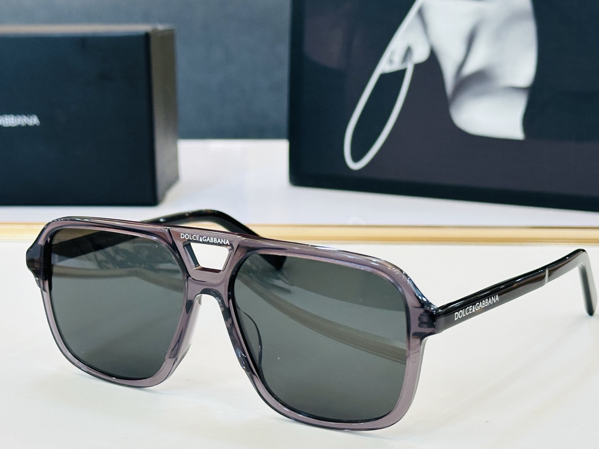 🔺DOLCE&GABBAN*🔻DG4354  Size：58口15-145  新颖独特🔝🔝L美艳绝伦
