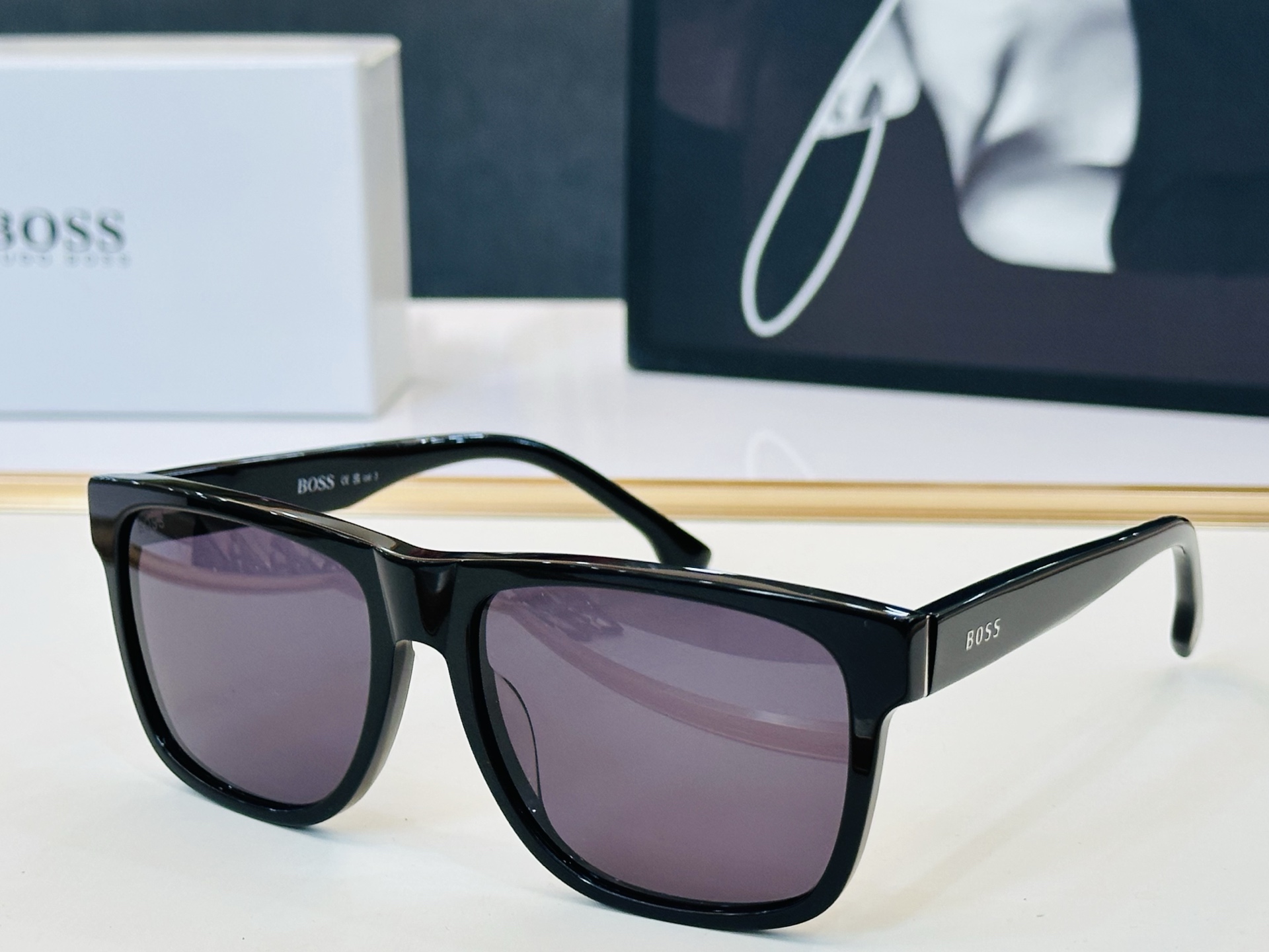 NO:825640,BOSS 1759/G/S Size 57, mouth 17-145, high quality, not picky, classic and timeless frame type, C excellent quality, sunglasses, glasses, sunglasses, sunglasses, glasses19860909BOSS 1759/G/S Size57口17-145  高品质 不挑脸 经典不过时框型 C品质优良 太阳镜 眼镜墨镜太阳镜,眼镜,glasses