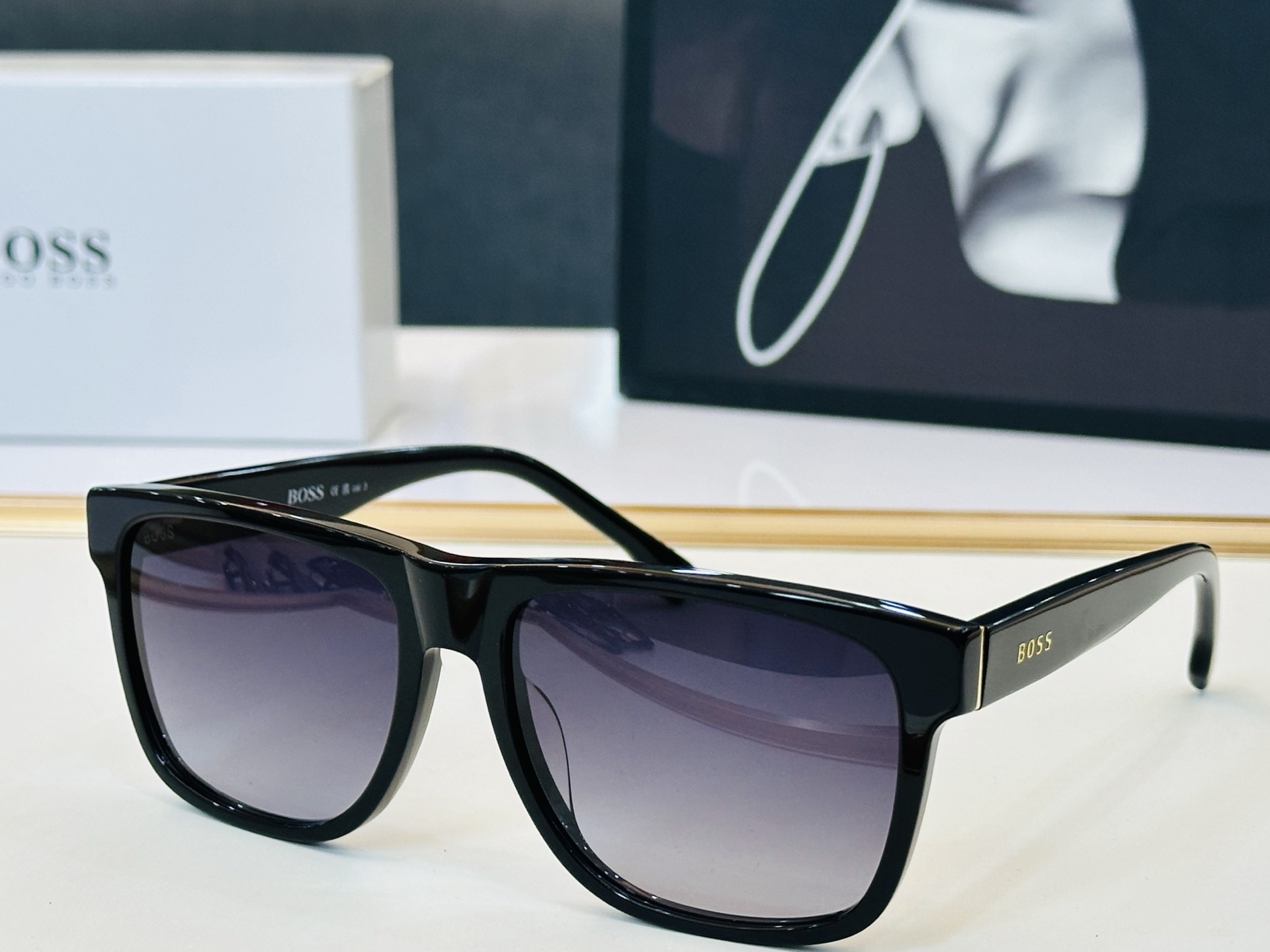 🆕 BOSS 1759/G/S Size：57口17-145 🕶🕶💋💋👣👣  高品质 不挑脸 经典不过时