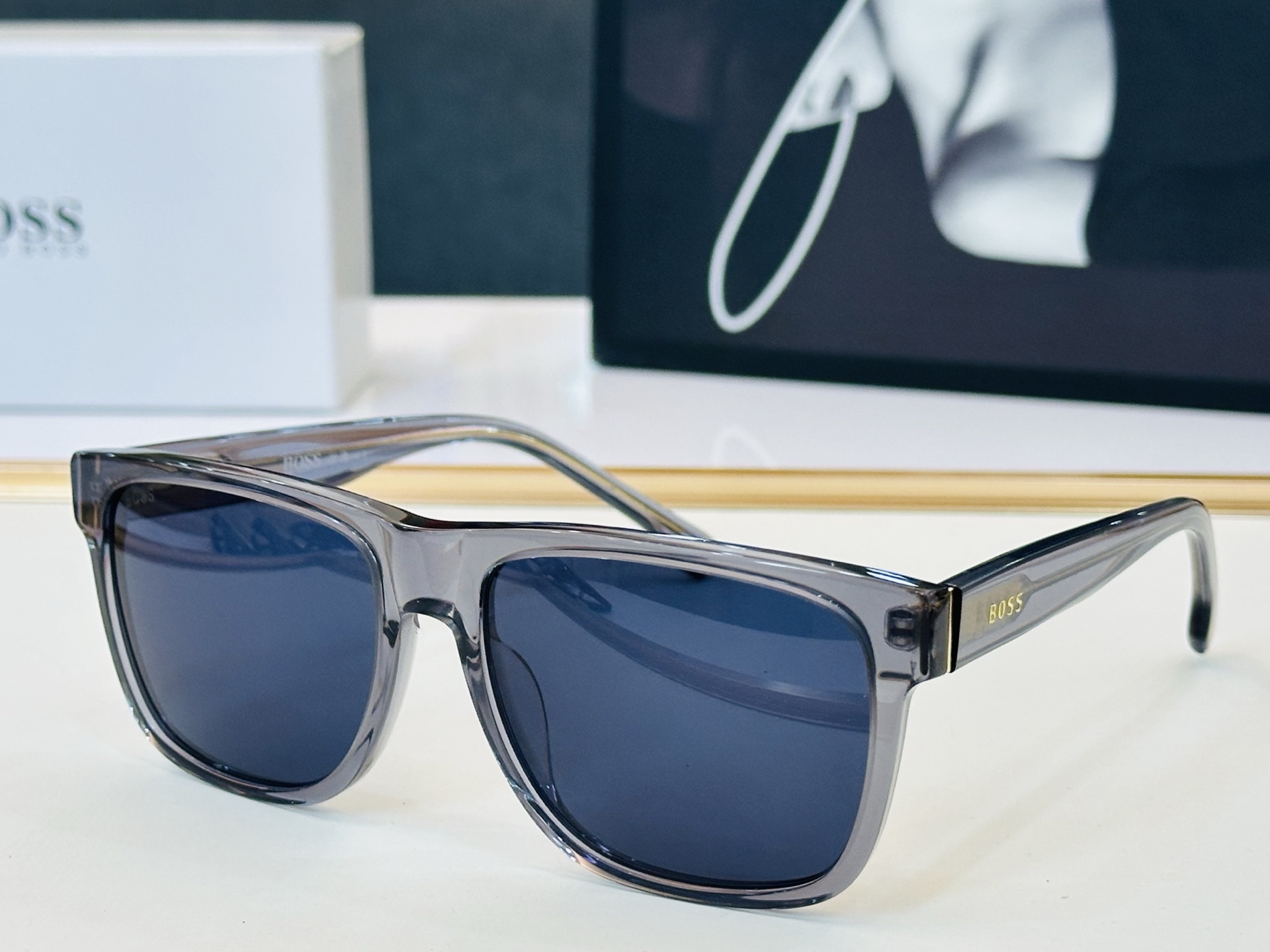 🆕 BOSS 1759/G/S Size：57口17-145 🕶🕶💋💋👣👣  高品质 不挑脸 经典不过时
