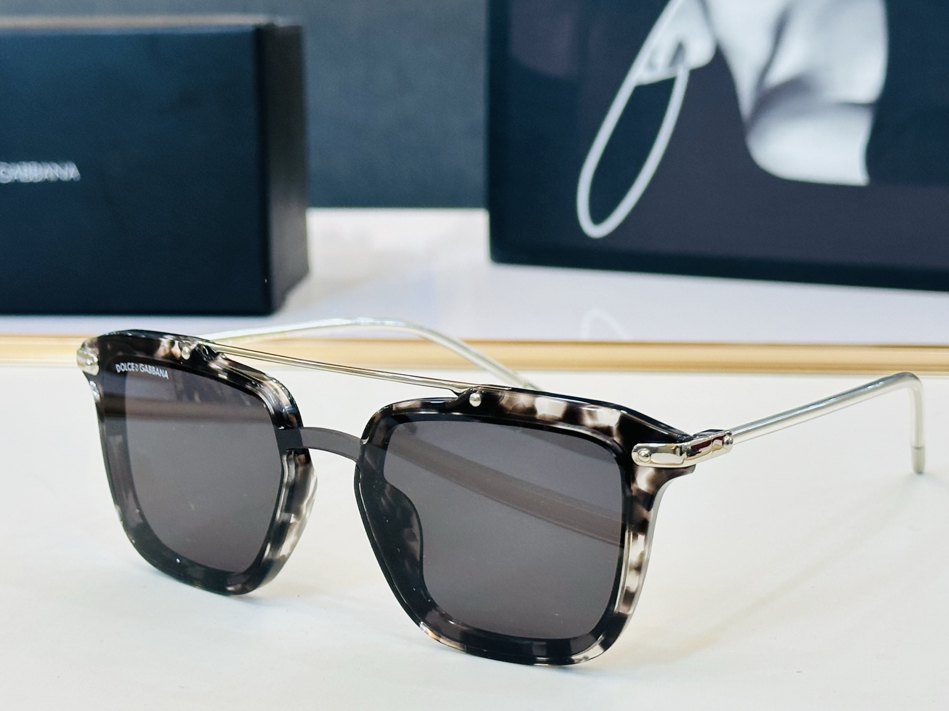 🆕 官网款 🔺DOLCE&GABBAN*🔻DG4327 Size：52口17-145 新颖独特🔝🔝L美艳
