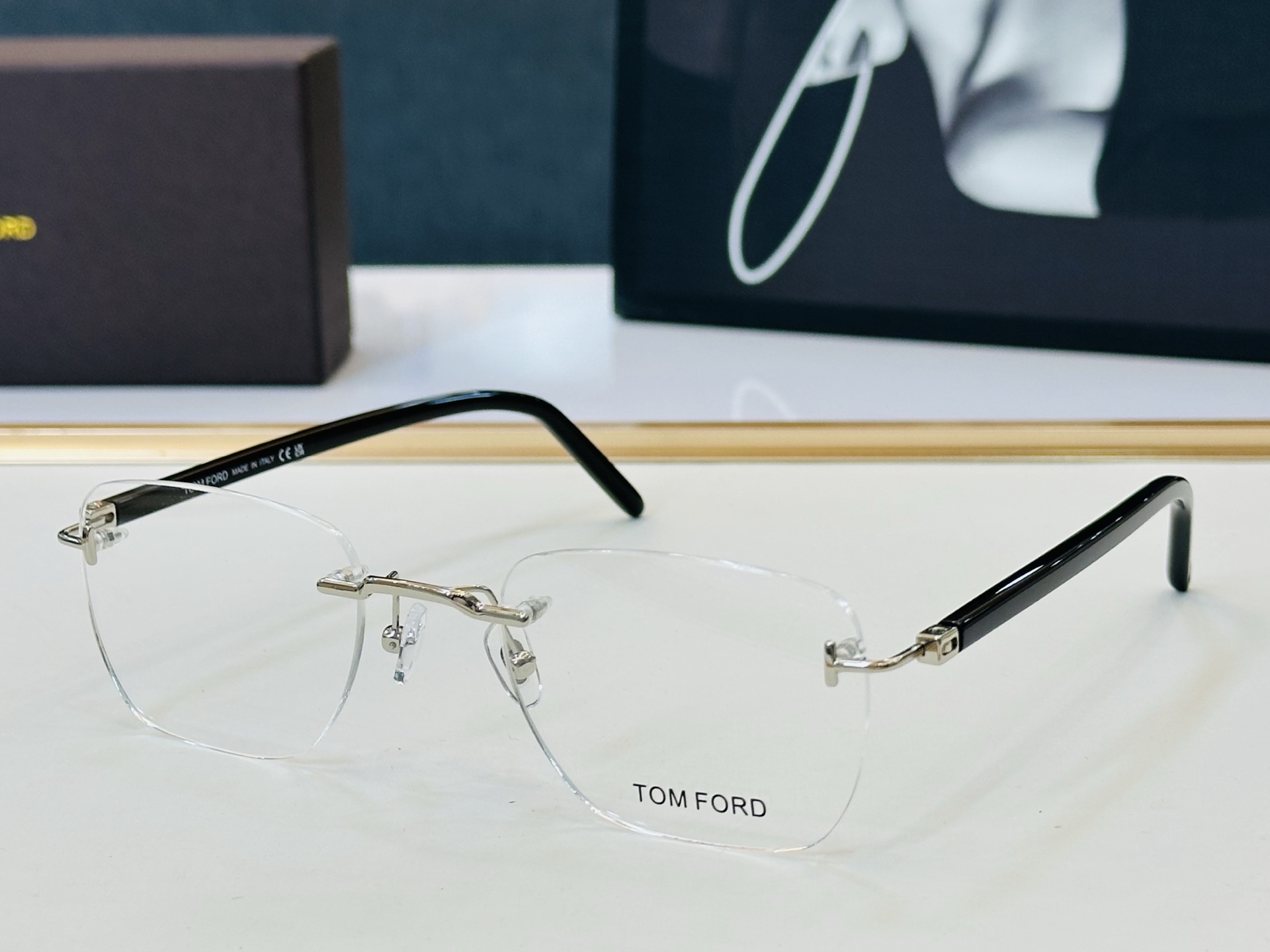 🆕款 TOM FORD🏇汤姆家 MODEL: TF6175  size：55口18-145  😍Z时尚潮流 板材框 