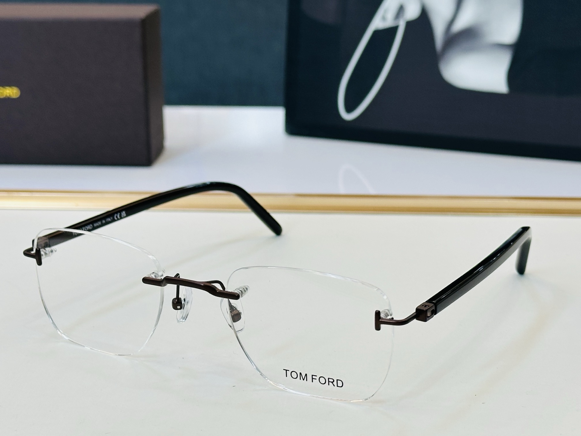 🆕款 TOM FORD🏇汤姆家 MODEL: TF6175  size：55口18-145  😍Z时尚潮流 板材框 