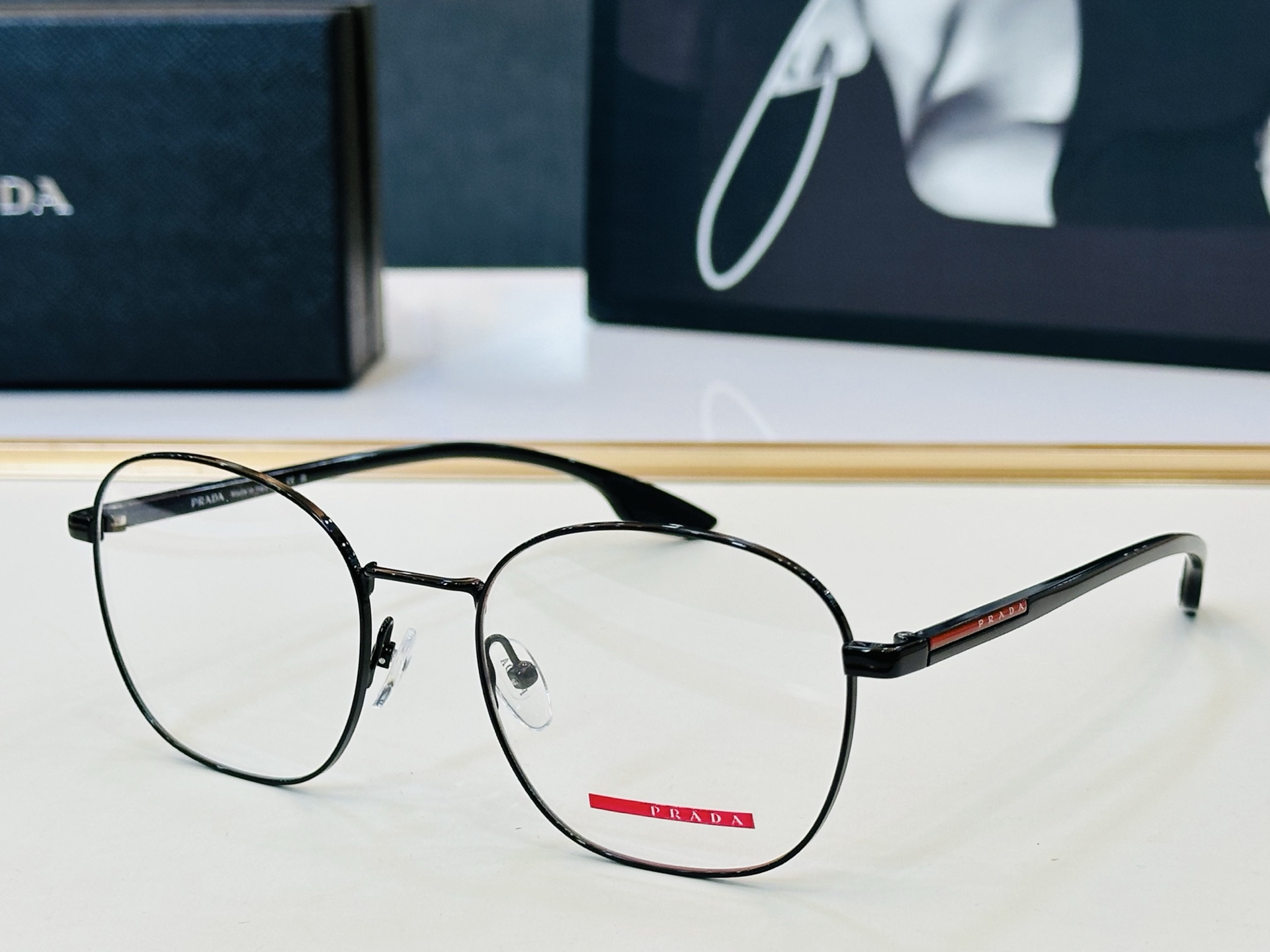 NO:825657,PRAD*Pujia VPS 51N Size 53 mouth 17-145 glasses series can be said to be exquisitely made to highlight unique personality W The latest hot models are glasses, sunglasses, sunglasses, glasses, prada, prada19860909PRAD*普家 VPS 51N Size53口17-145 眼镜系列堪称精湛制作 彰显独特个 W 最新推出火爆款 眼镜墨镜太阳镜,眼镜,prada,prada,glasses