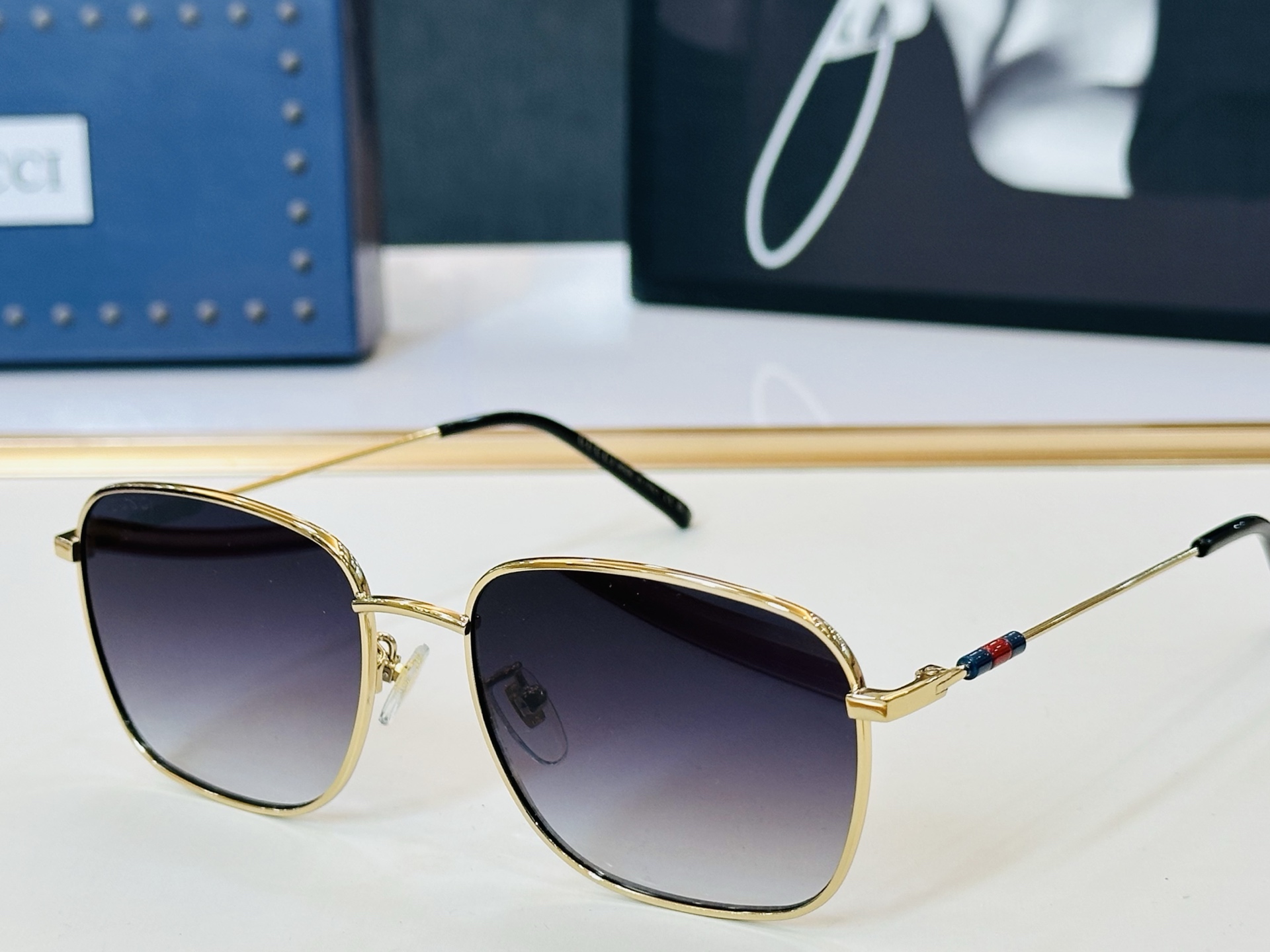 NO:825604,GUCC* Gujia GG2097SK series Size 56 mouth 18-145 qSuper quality sunglasses glasses sunglasses sunglasses, glasses, gucci, gucci19860909GUCC* 古家 GG2097SK 系列 Size56口18-145 q超绝品质太阳镜 眼镜墨镜太阳镜,眼镜,gucci,gucci,glasses