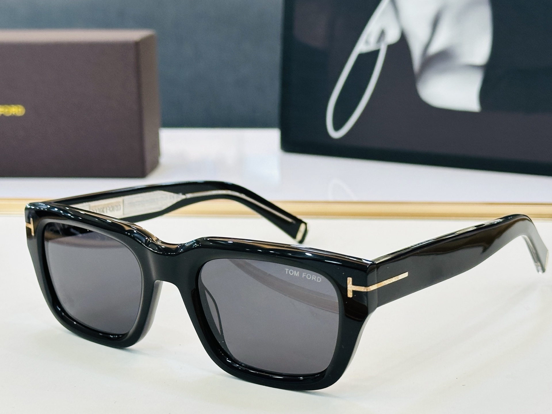 NO:825699,TOM FORD Tom's home MODEL: FT1327 size 52 mouth 22-145 fashion trend L ultra-light glasses sunglasses sunglasses, glasses, tom ford19860909款 TOM FORD汤姆家 MODEL:FT1327 size52口22-145时尚潮流 L超轻 眼镜墨镜太阳镜,眼镜,tom ford,glasses