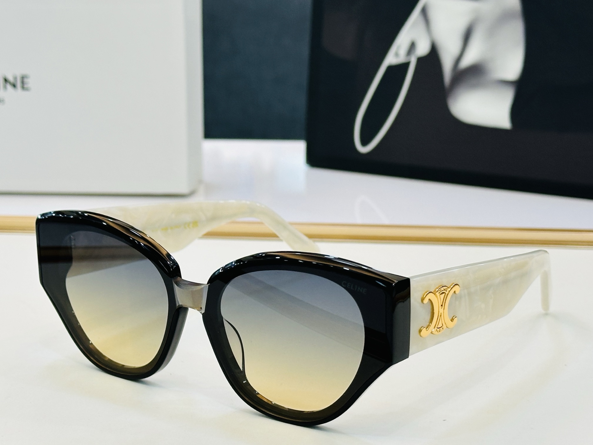 【CELINE】赛琳 CL2153U Size：53口20-145  一直热销的款式 欧美风 光泽度好 