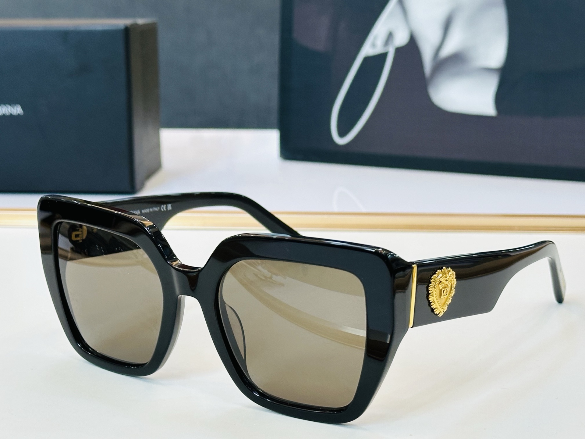 NO:825786,Official website model DOLCE&GABBAN*DG4538 Size 54 mouth 20-145 Novel and unique M stunningly beautiful glasses, sunglasses, sunglasses, glasses, Dolce&Gabbana19860909官网款 DOLCE&GABBAN*DG4538 Size54口20-145 新颖独特M美艳绝伦 眼镜墨镜太阳镜,眼镜,Dolce&Gabbana,glasses