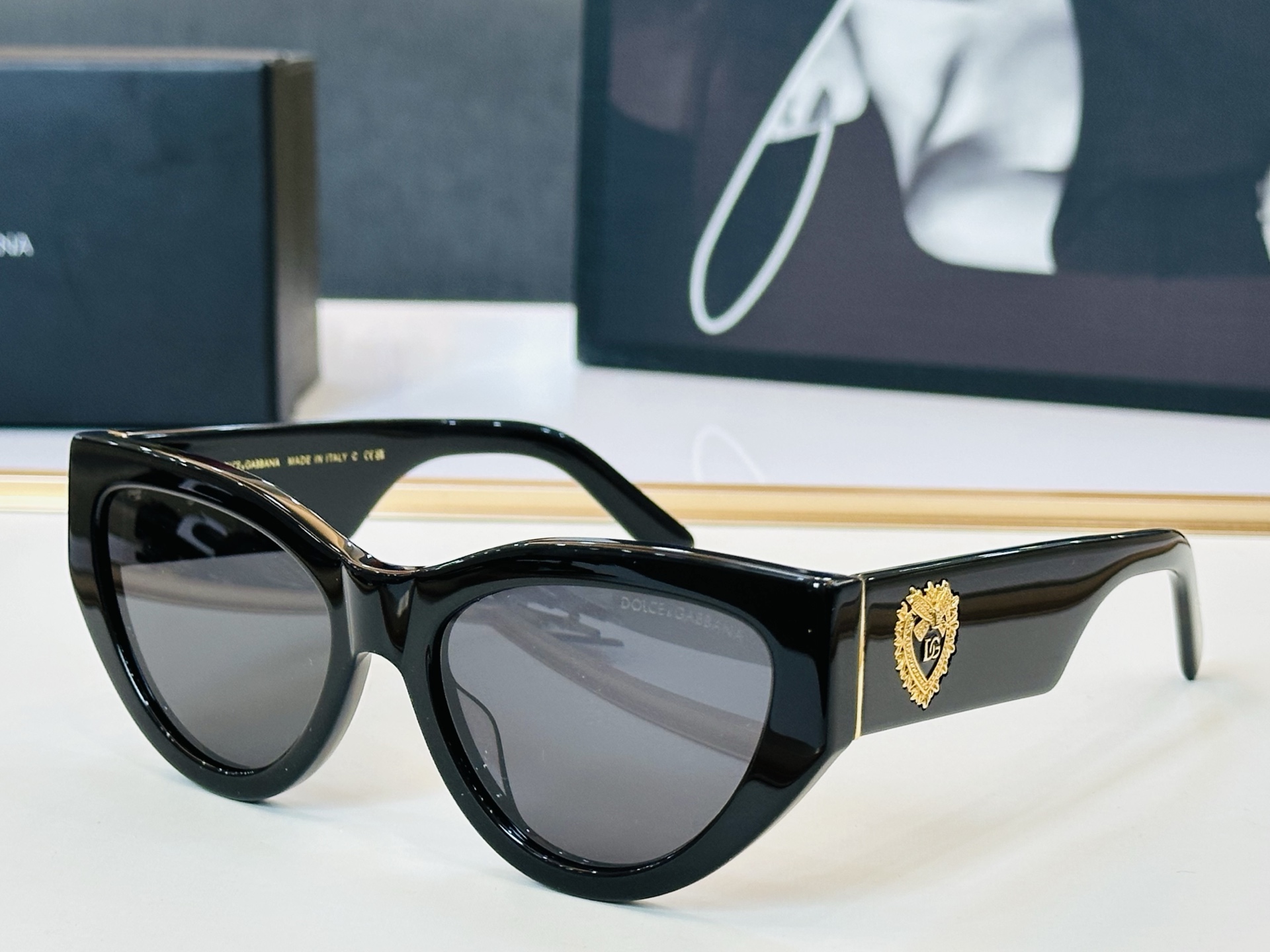 NO:825795,Official website model DOLCE&GABBAN*DG2211Size56 mouth 19-145 novel and unique b stunningly beautiful glasses sunglasses sunglasses, glasses, Dolce&Gabbana19860909官网款 DOLCE&GABBAN*DG2211Size56口19-145 新颖独特b美艳绝伦 眼镜墨镜太阳镜,眼镜,Dolce&Gabbana,glasses