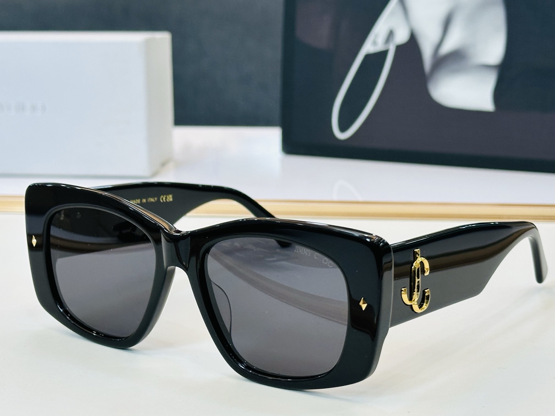 JIMMY CHO* 吉米家 JC5061U Size：54口18-142 新款 坚持一如既往最高品质 