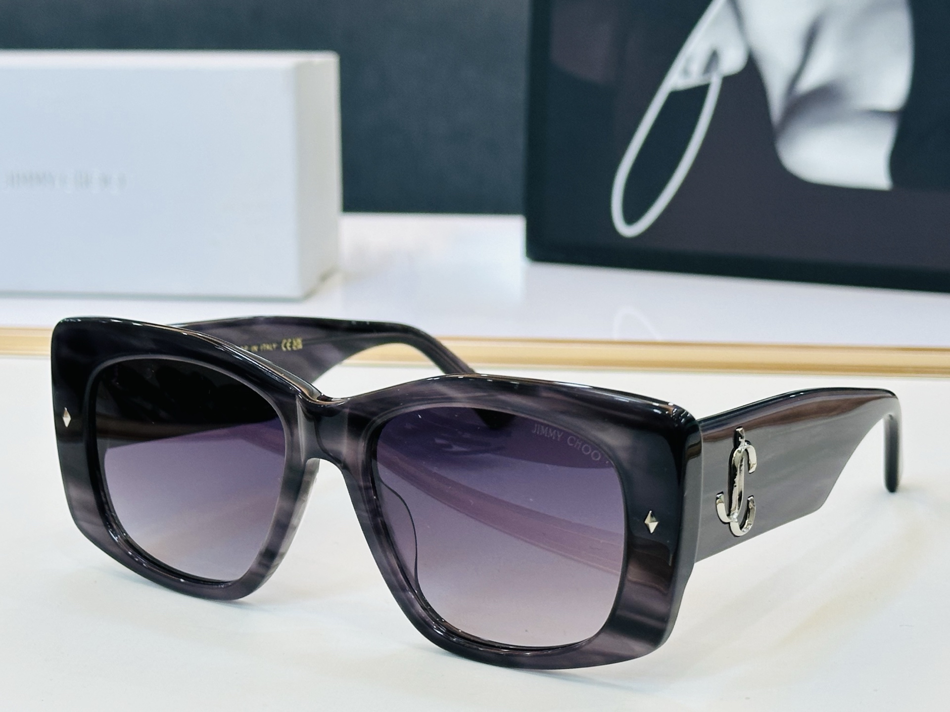 JIMMY CHO* 吉米家 JC5061U Size：54口18-142 新款 坚持一如既往最高品质 