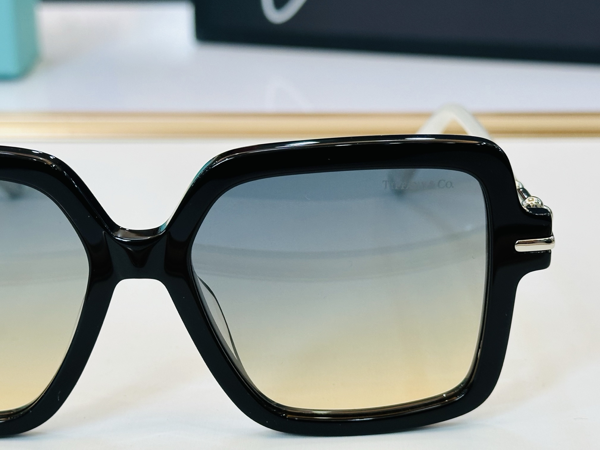 蒂芙家 Tiffany & CO. TF2034D Size：54口17-143 时尚太阳镜架 👍b多色