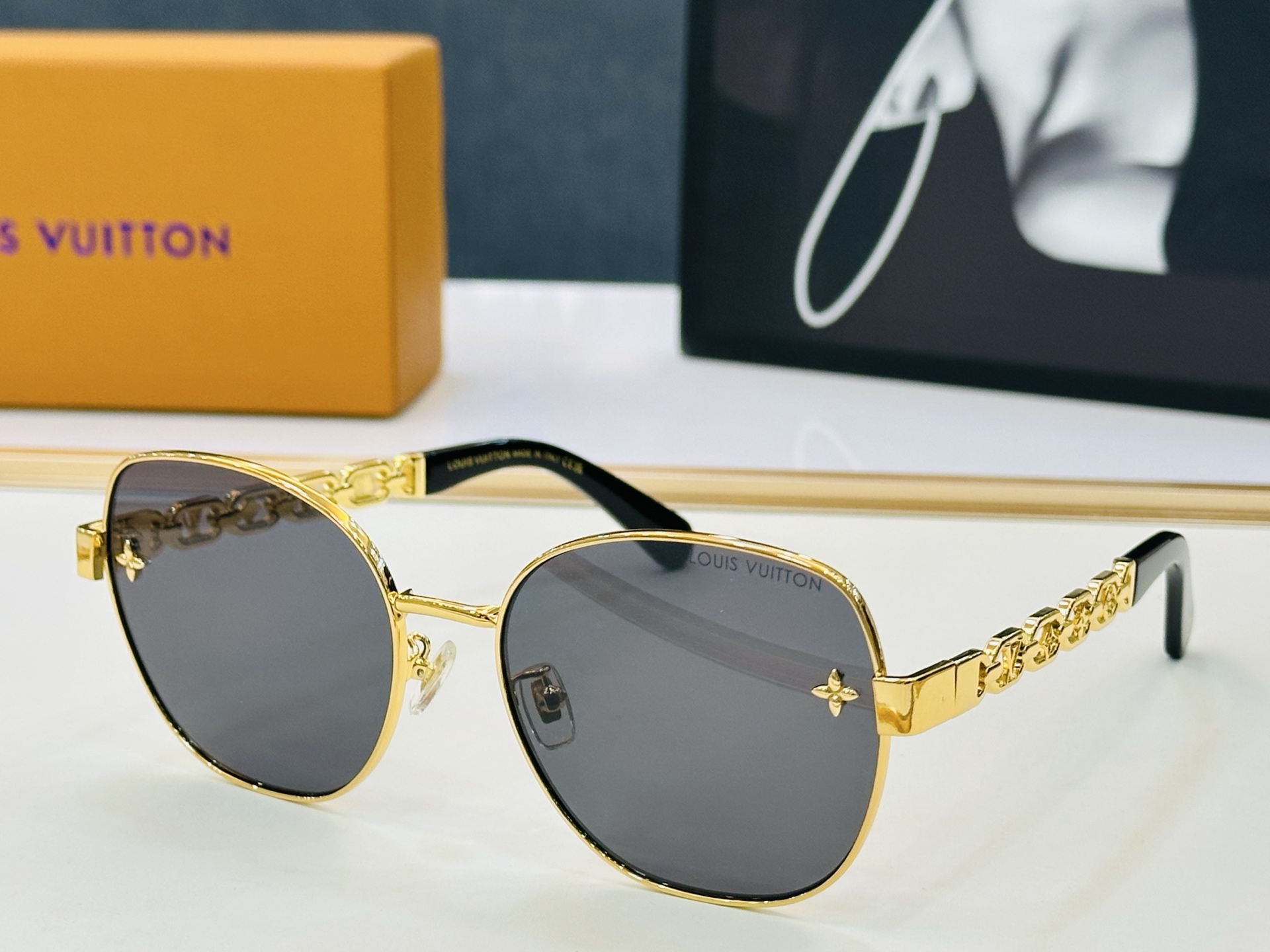 NO:825799,LOUIS *VUITON original high quality Z2690U Size 59 mouth 18-145 are all top quality G metal frame glasses sunglasses sunglasses, glasses, louis vuitton, louis vuitton19860909路易家 LOUIS *VUITON 原单高品质 Z2690U Size59口18-145 皆属上品 G金属框 眼镜墨镜太阳镜,眼镜,louis vuitton,louis vuitton,glasses