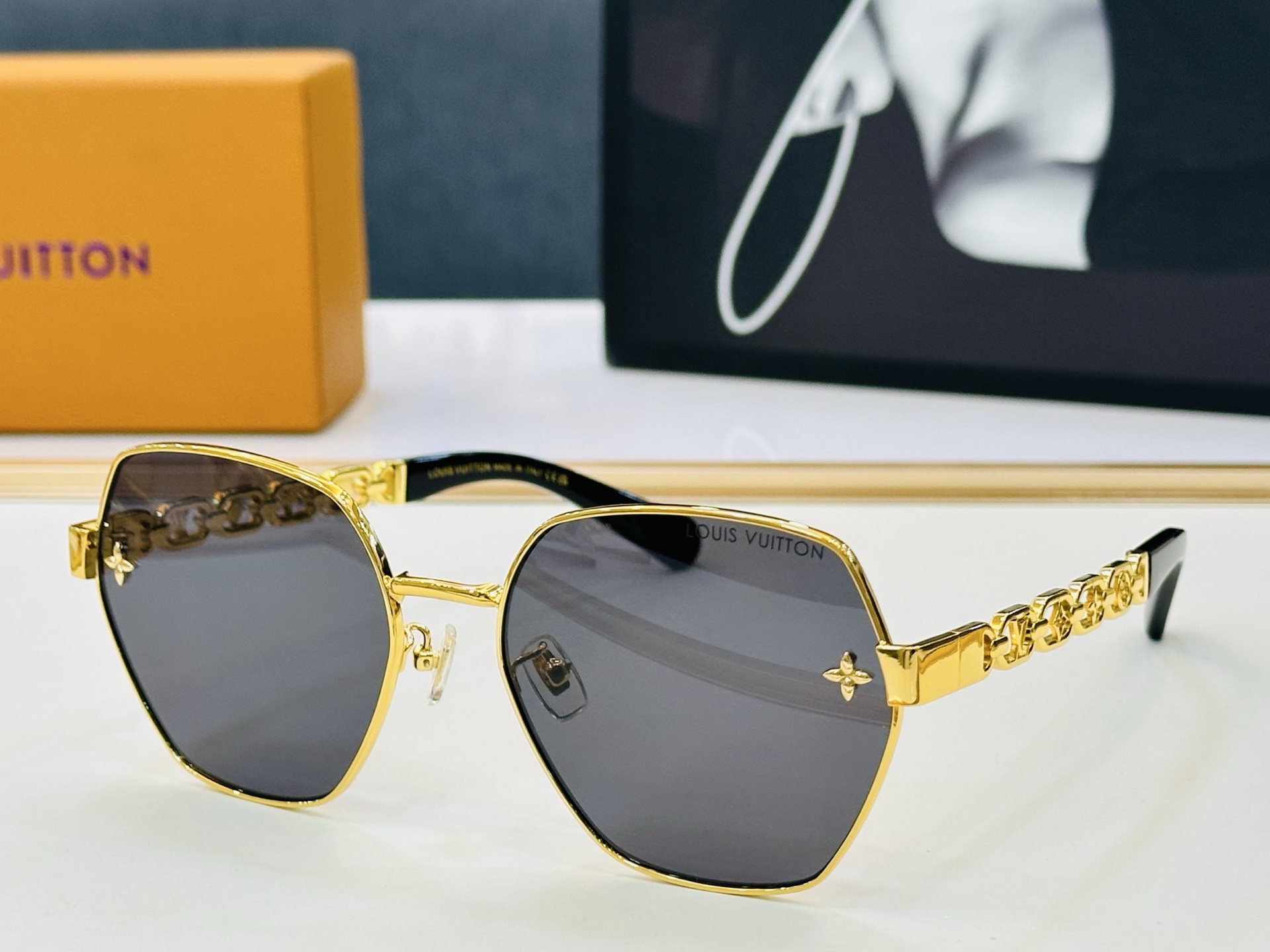 NO:825798,LOUIS *VUITON original high quality Z2691U Size 59 mouth 18-145 are all top quality G metal frame glasses sunglasses sunglasses, glasses, louis vuitton, louis vuitton19860909路易家 LOUIS *VUITON 原单高品质 Z2691U Size59口18-145 皆属上品 G金属框 眼镜墨镜太阳镜,眼镜,louis vuitton,louis vuitton,glasses