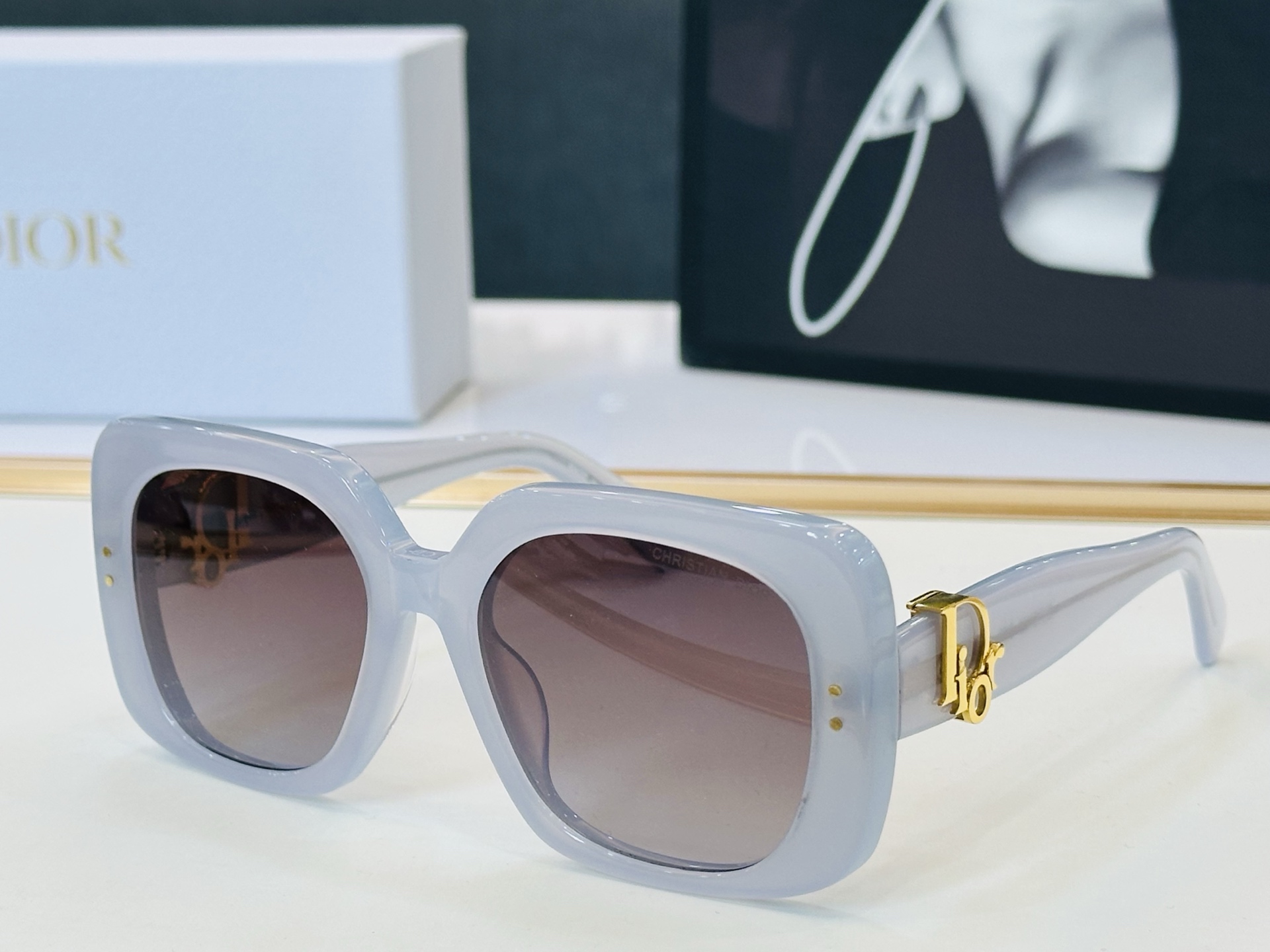 🔻🔻🔻DIO* 迪家 S1I Size：54口19-140  春夏款墨镜 😎🔆 C搭配镜腿精致 质量上佳