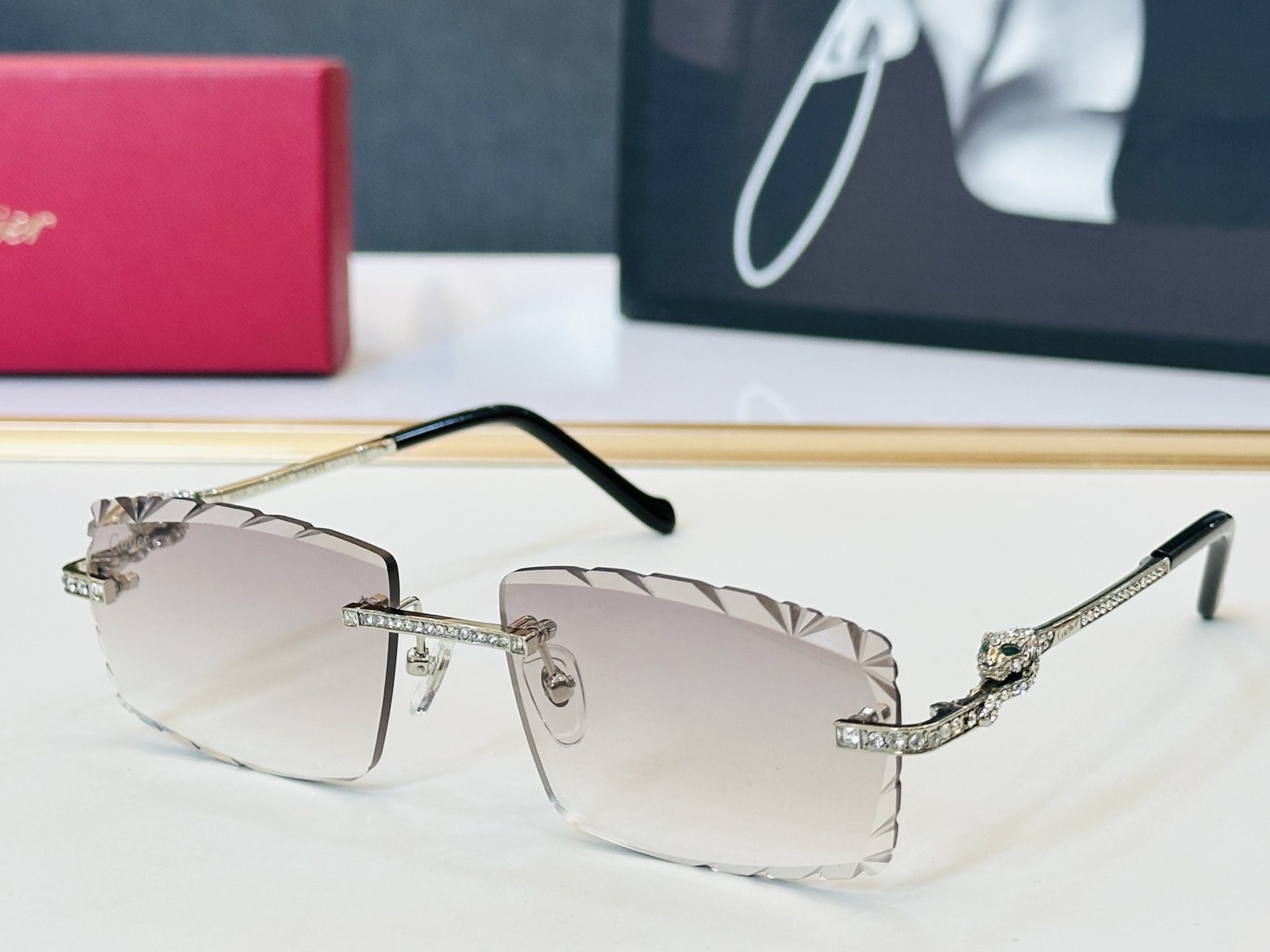 🆕 原版Cartie* 卡家 官网经典款 太阳镜 CT0724S Size：58口18-143 电镀工艺