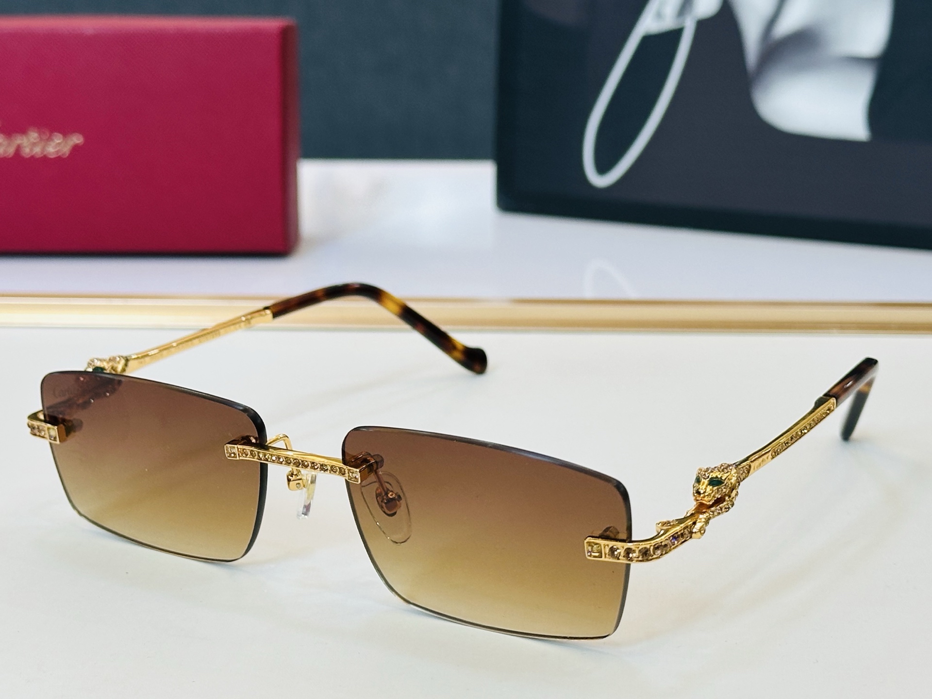 🆕 原版Cartie* 卡家 官网经典款 太阳镜 CT0725S Size：57口18-143 电镀工艺