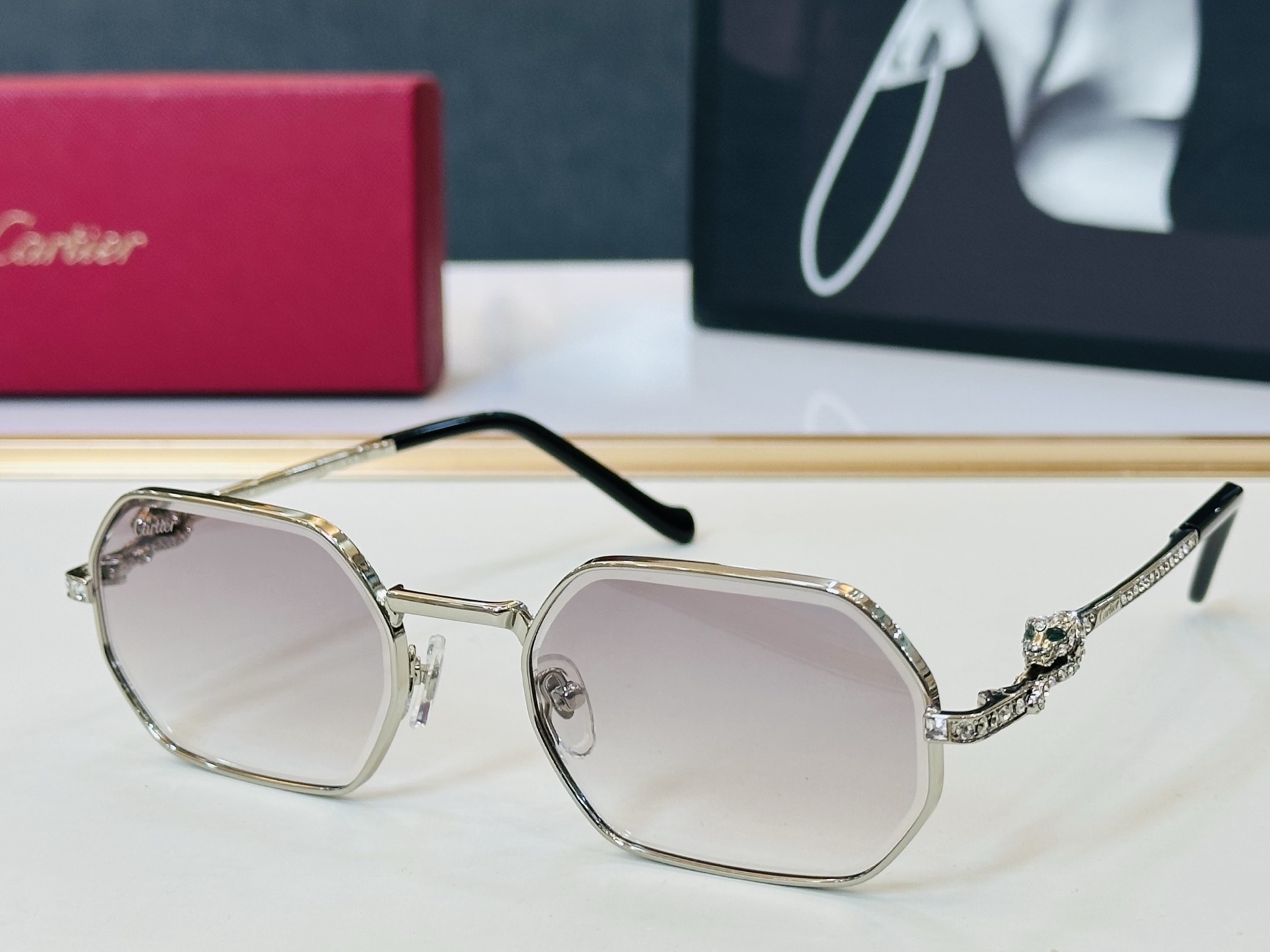 🆕 原版Cartie* 卡家 官网经典款 太阳镜 CT0728S Size：56口21-143 电镀工艺