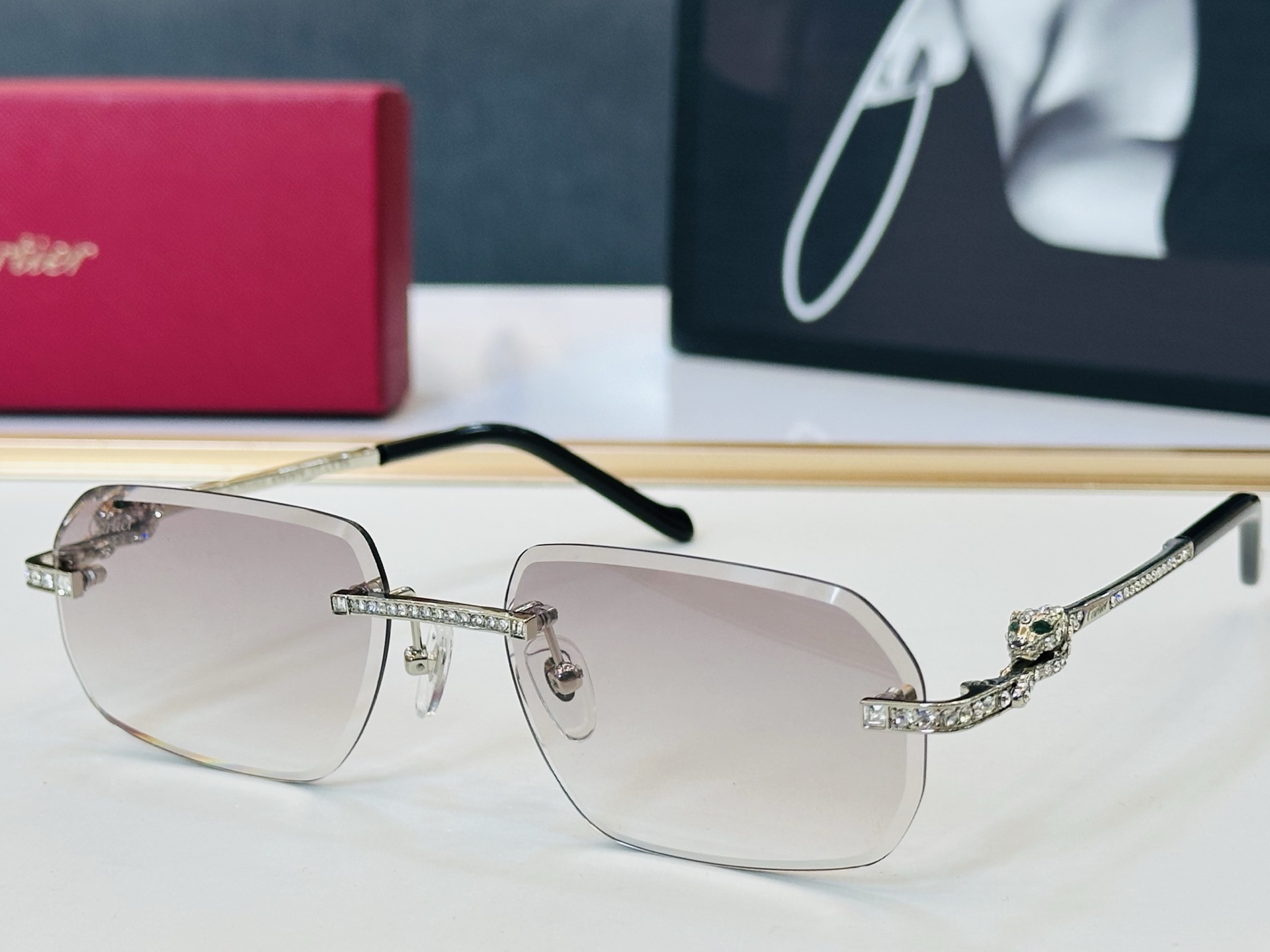 🆕 原版Cartie* 卡家 官网经典款 太阳镜 CT0727S Size：57口18-143 电镀工艺