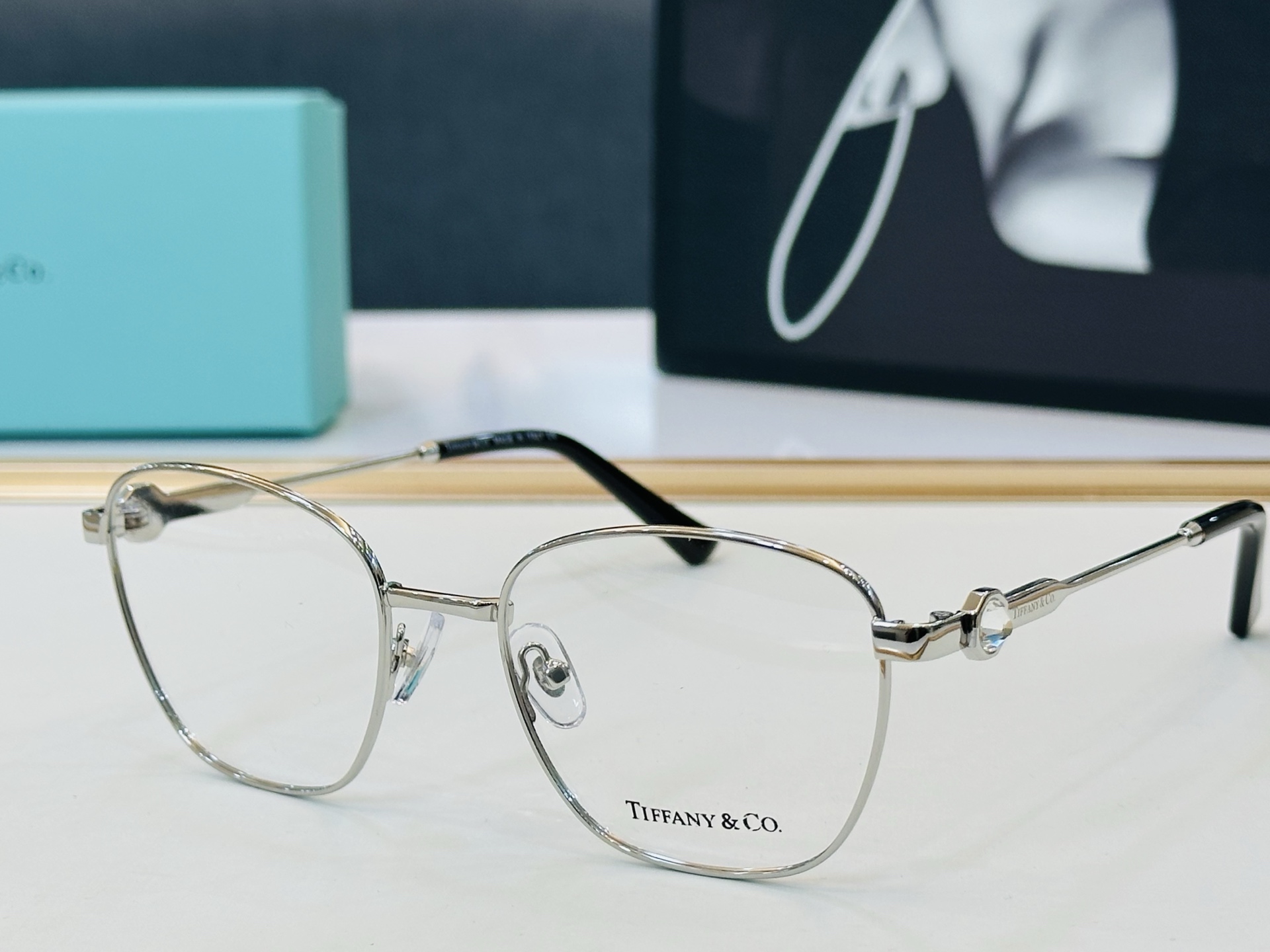 蒂芙家 Tiffany & CO. SK1021D   Size：52口19-140 时尚太阳镜架 👍L