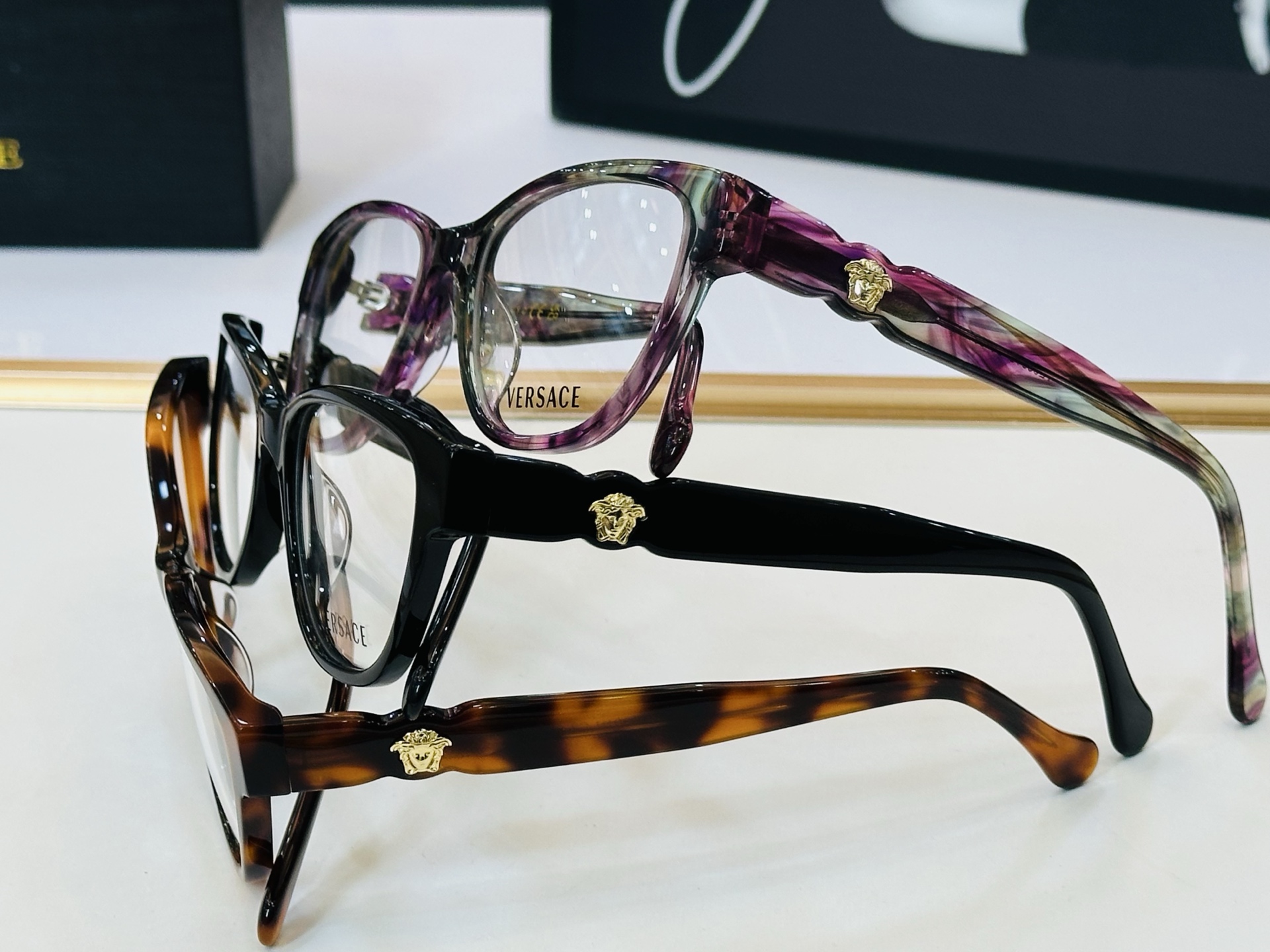 🎉🎉范思家 VERSACE✨✨✨MODEL：VE3391U Size：53口18-145     ✨J有