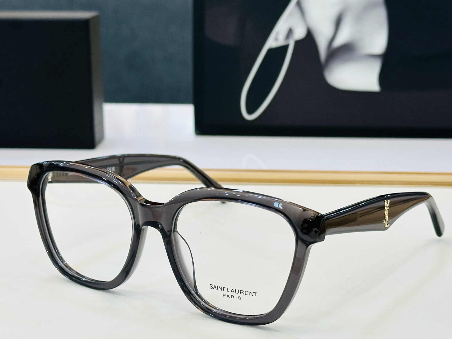 新款 YSL圣罗兰方形墨镜 🍎 SLM855  🍎Size：53口19-145 新品 百搭版型Z 做工细