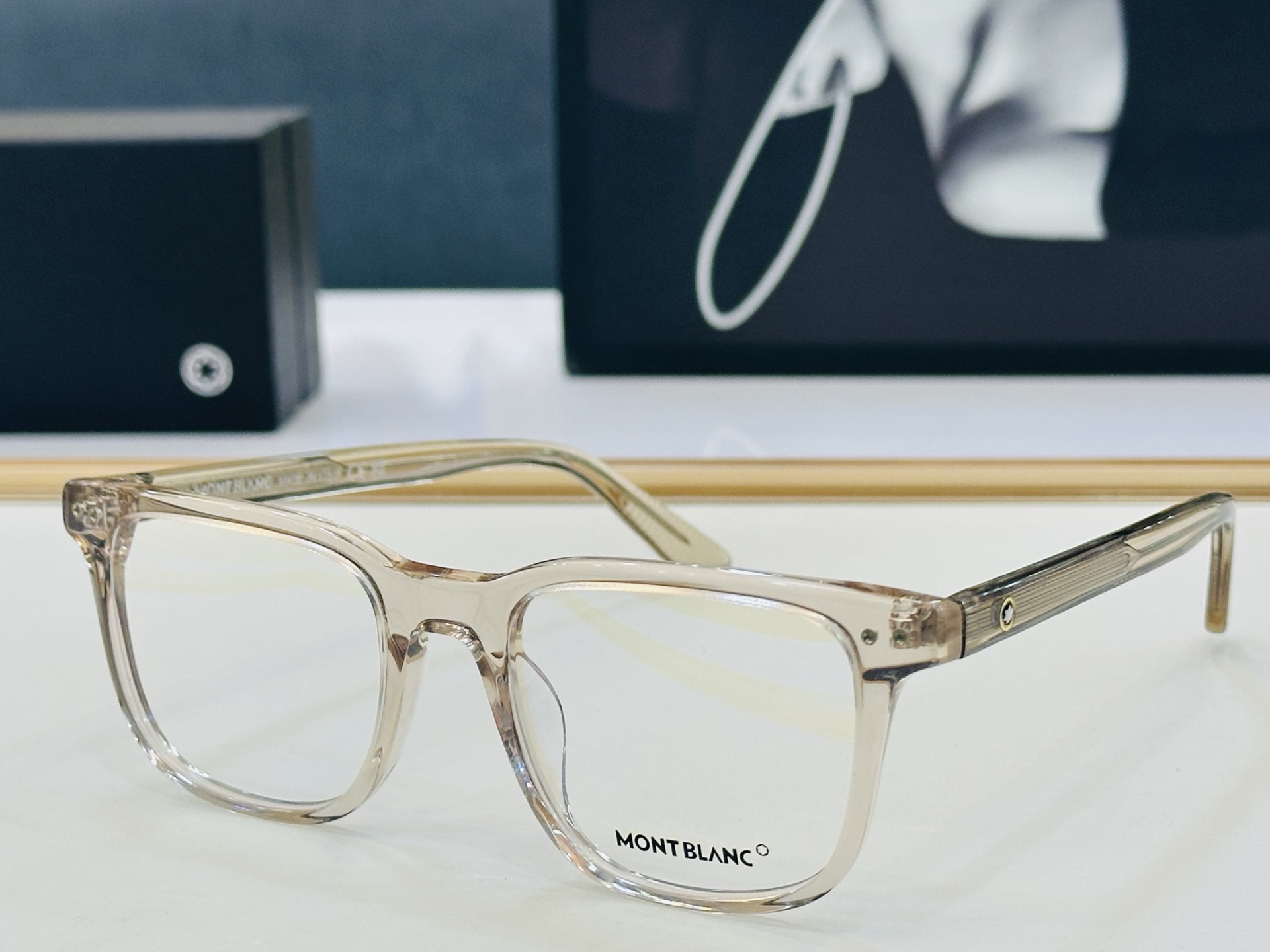 官网新品 MONTBLANC 万宝龙 MB0256O Size：51口20-145   做工精良 👍👍L