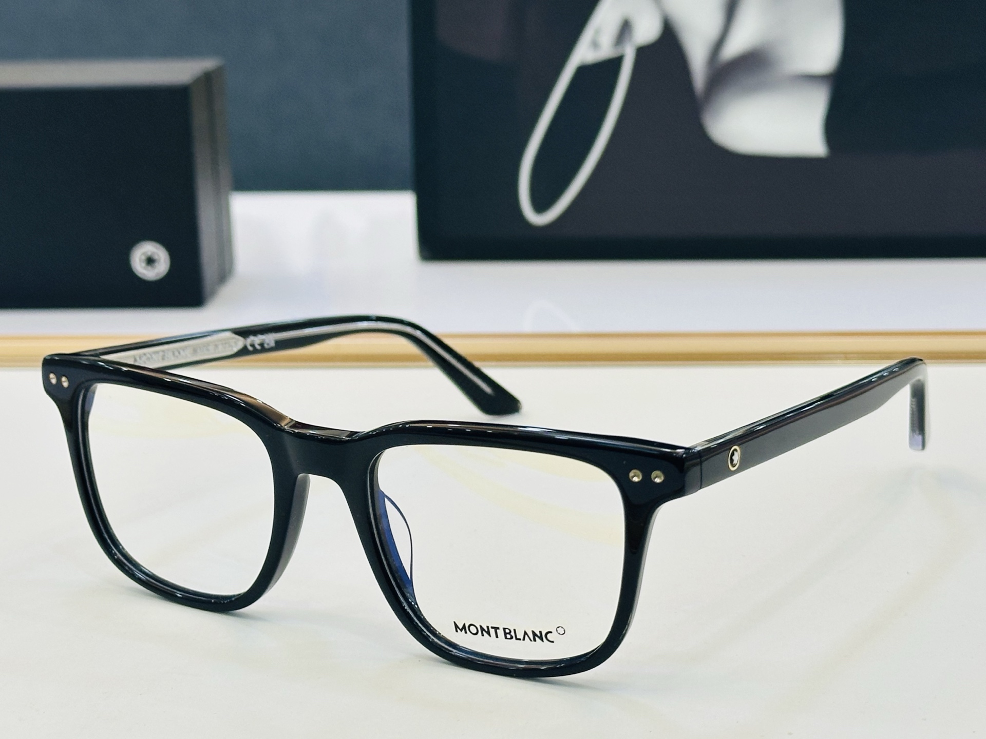 官网新品 MONTBLANC 万宝龙 MB0256O Size：51口20-145   做工精良 👍👍L