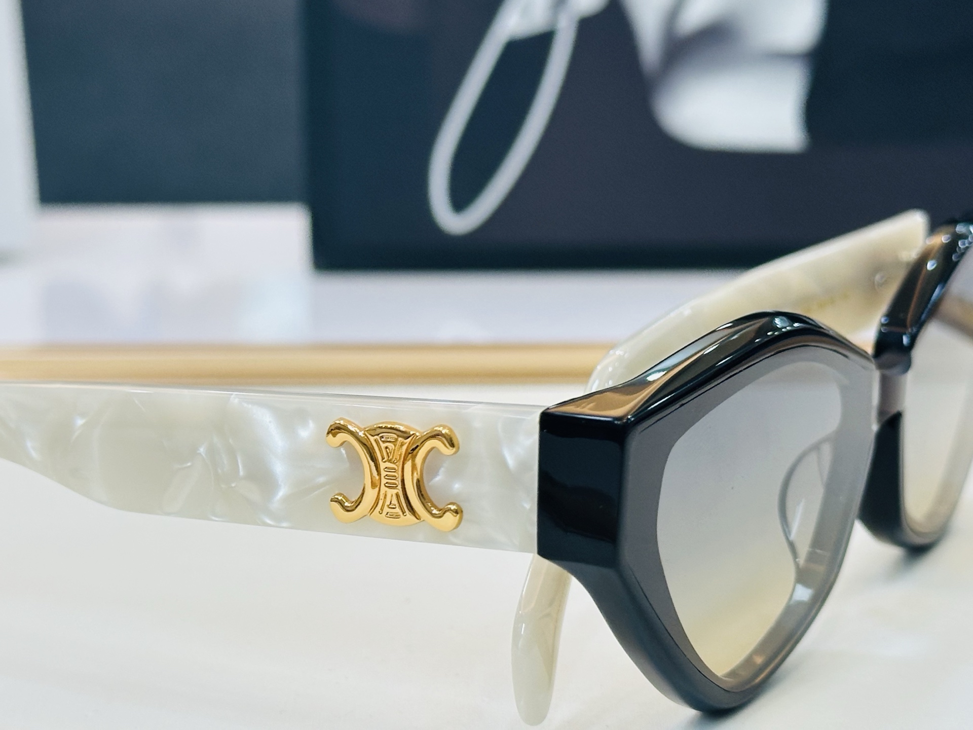 【CELINE】赛琳 CL2155U  Size：54口19-145    一直热销的款式 欧美风 xL