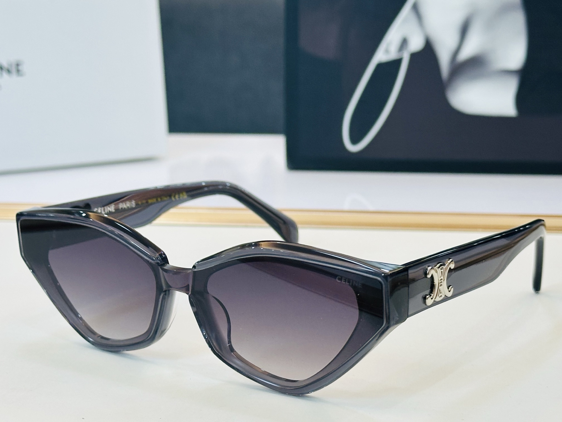 【CELINE】赛琳 CL2155U  Size：54口19-145    一直热销的款式 欧美风 xL