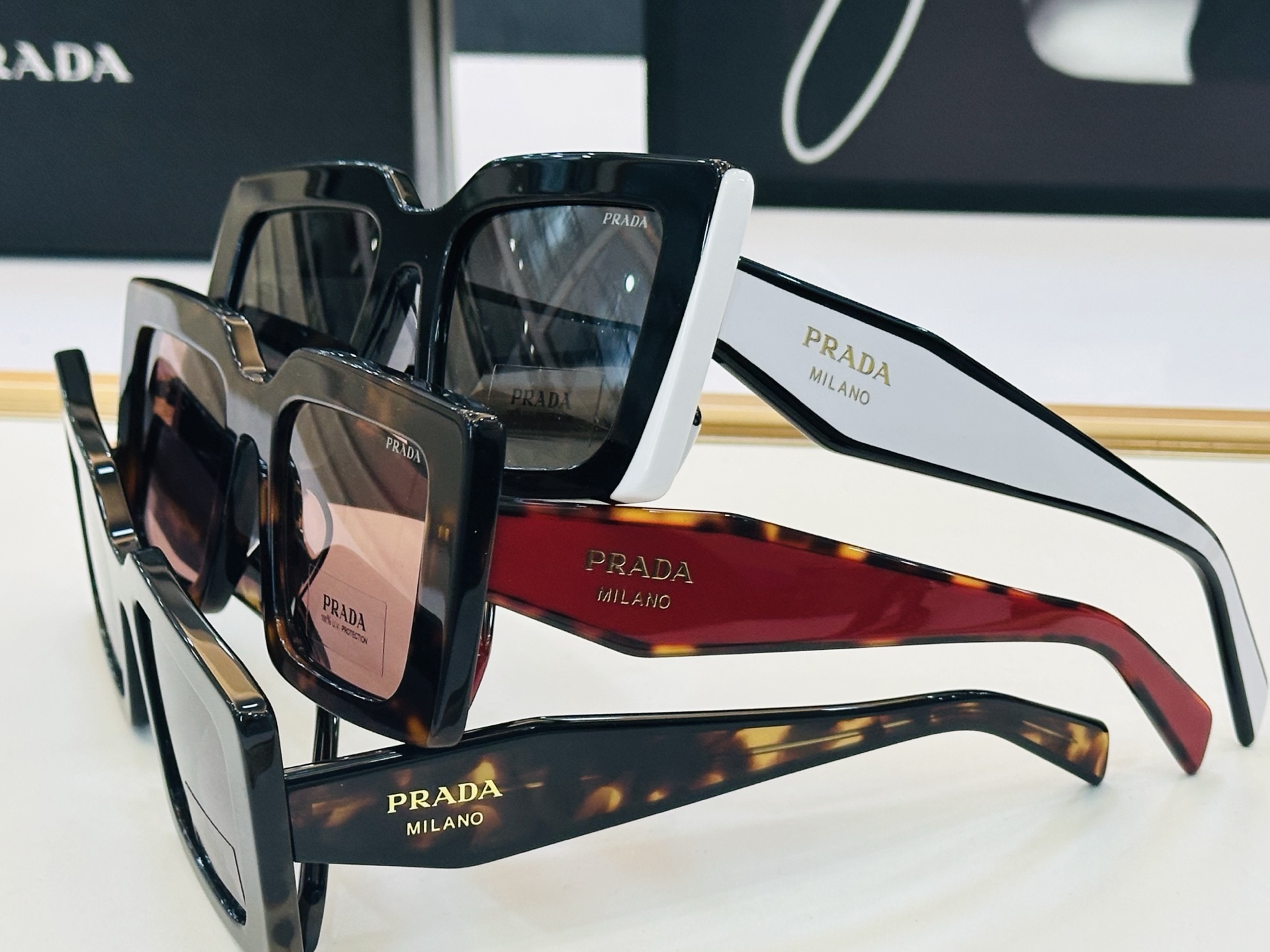 🔺PRAD*🔻普家 PR D01SF Size：52口22-140 眼镜系列堪称精湛制作 彰显独特个 一