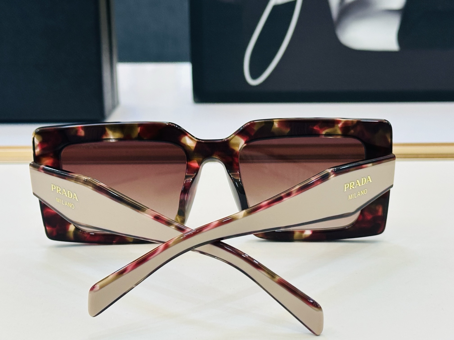 🔺PRAD*🔻普家 PR D01SF Size：52口22-140 眼镜系列堪称精湛制作 彰显独特个 一