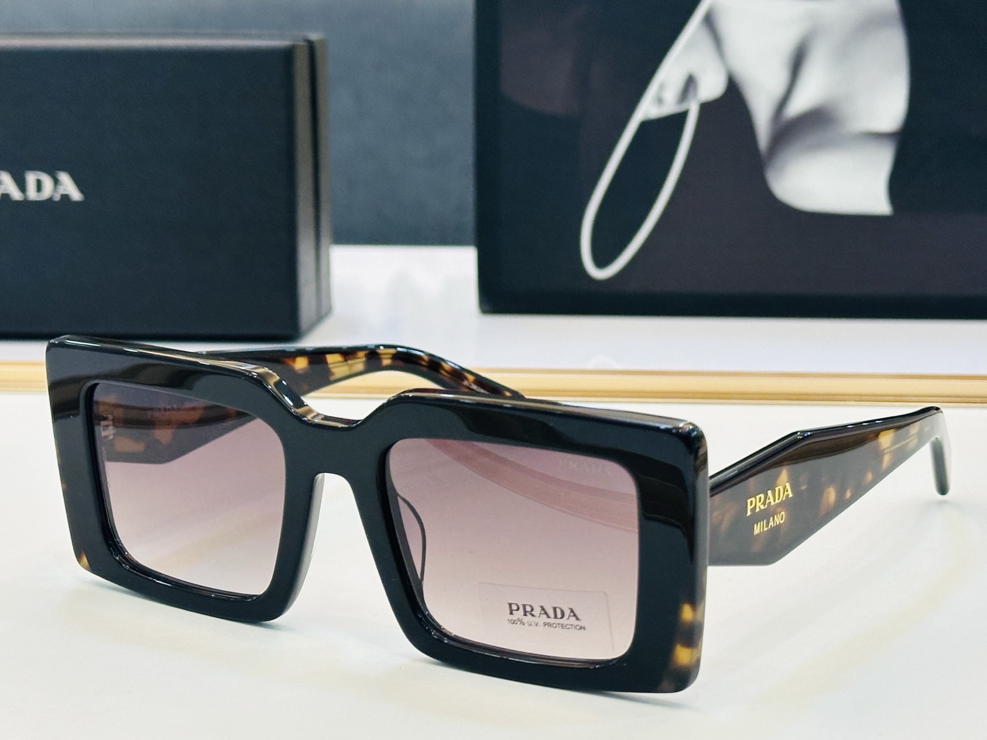 🔺PRAD*🔻普家 PR D01SF Size：52口22-140 眼镜系列堪称精湛制作 彰显独特个 一