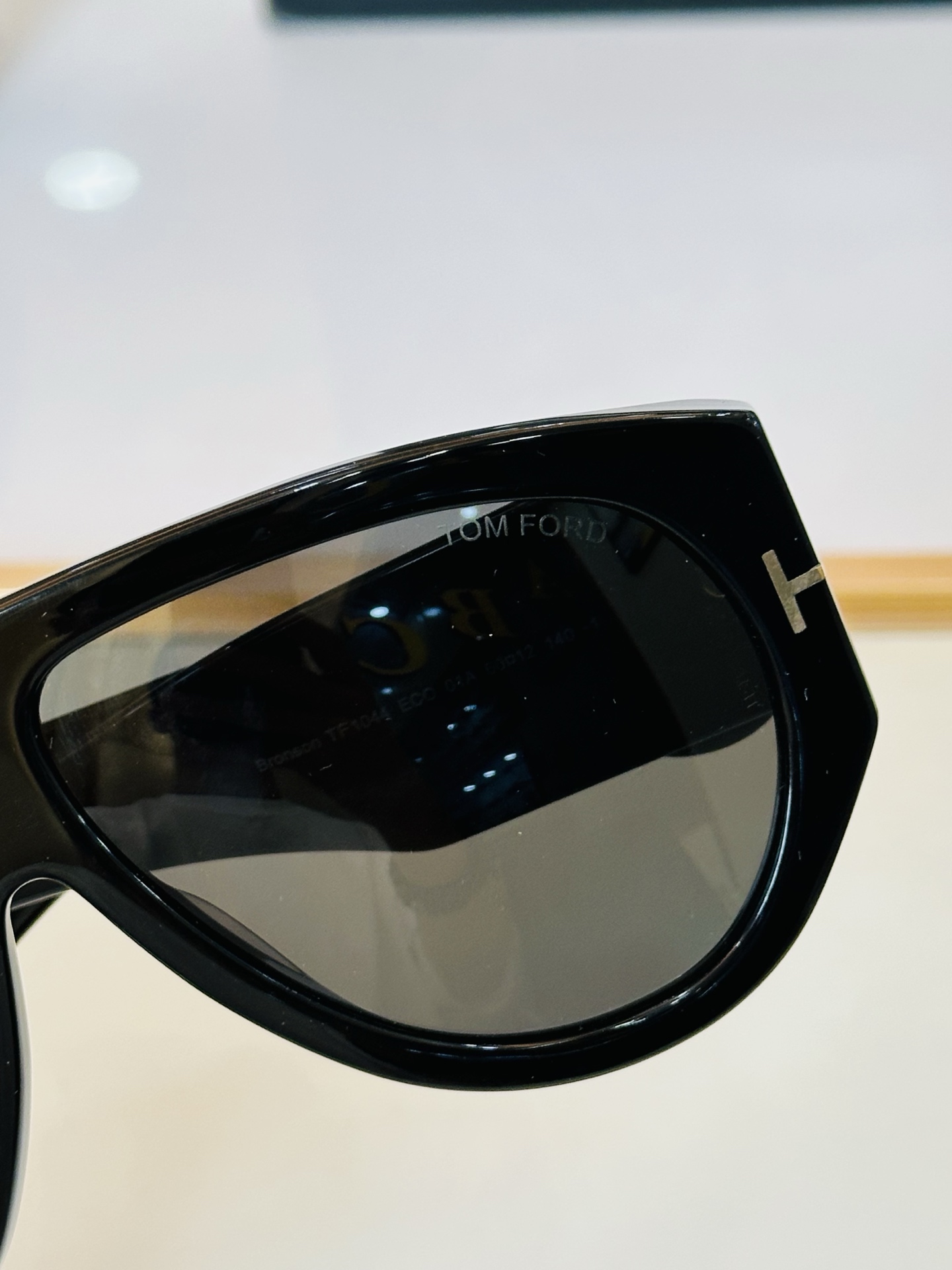 🆕款 TOM FORD🏇汤姆家 MODEL:FT1044 Size：60口12-140 🈷️😍时尚潮流 