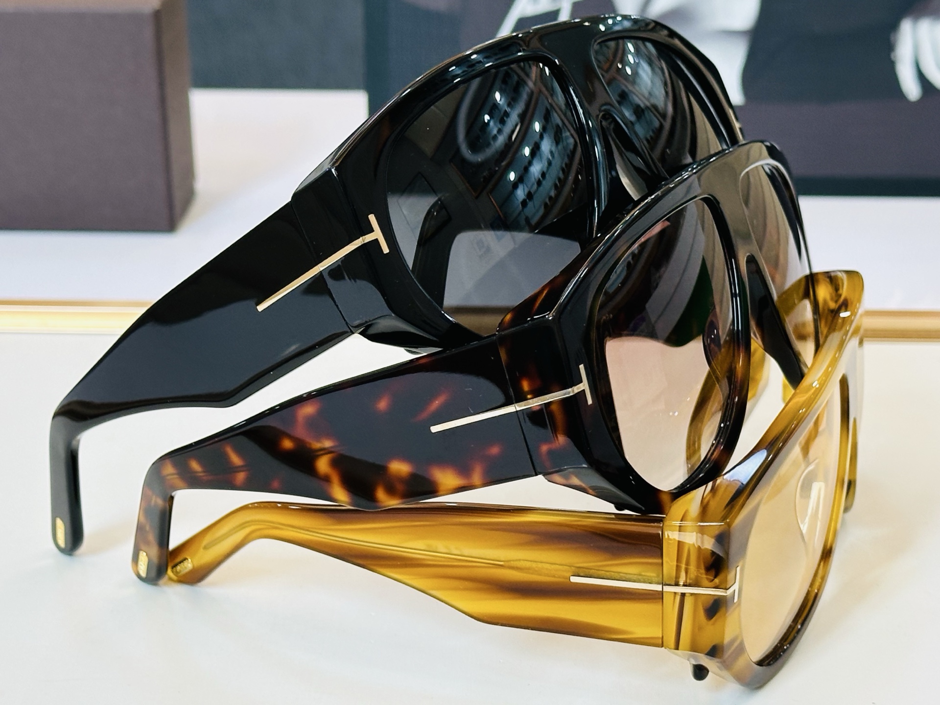 🆕款 TOM FORD🏇汤姆家 MODEL:FT1044 Size：60口12-140 🈷️😍时尚潮流 