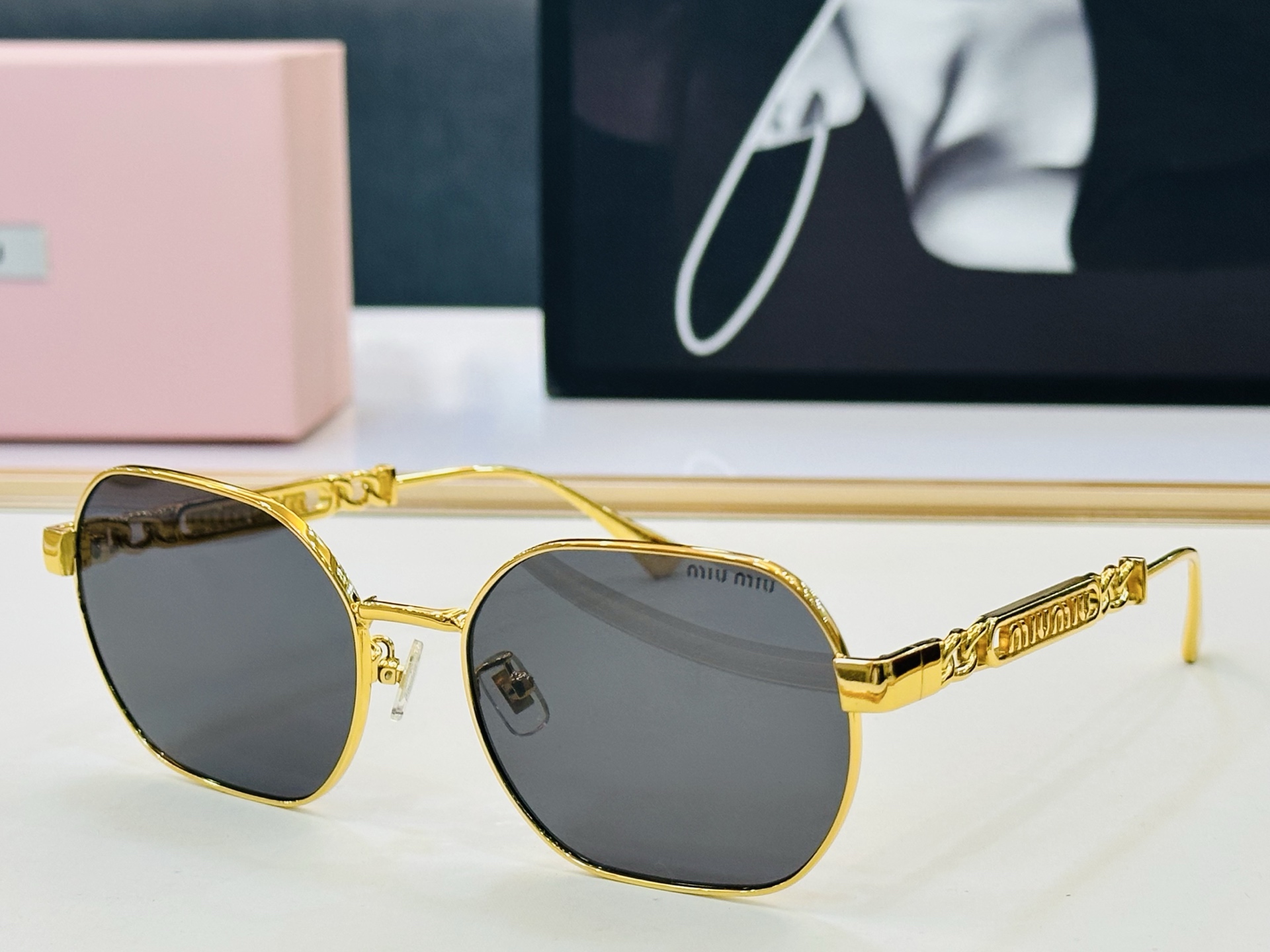 NO:827426,Miujia MU75ZS Size58 Mouth 18-145 Women's Sunglasses [Rose][Rose] High-end G Fashion Sunglasses Trendy [Strong][Strong] Sunglasses Glasses Sunglasses Sunglasses, Glasses19860909谬家 MU75ZS Size58口18-145 女士太阳眼镜 [玫瑰][玫瑰] 高档 G时尚墨镜潮人[强][强]太阳镜 眼镜墨镜太阳镜,眼镜,glasses