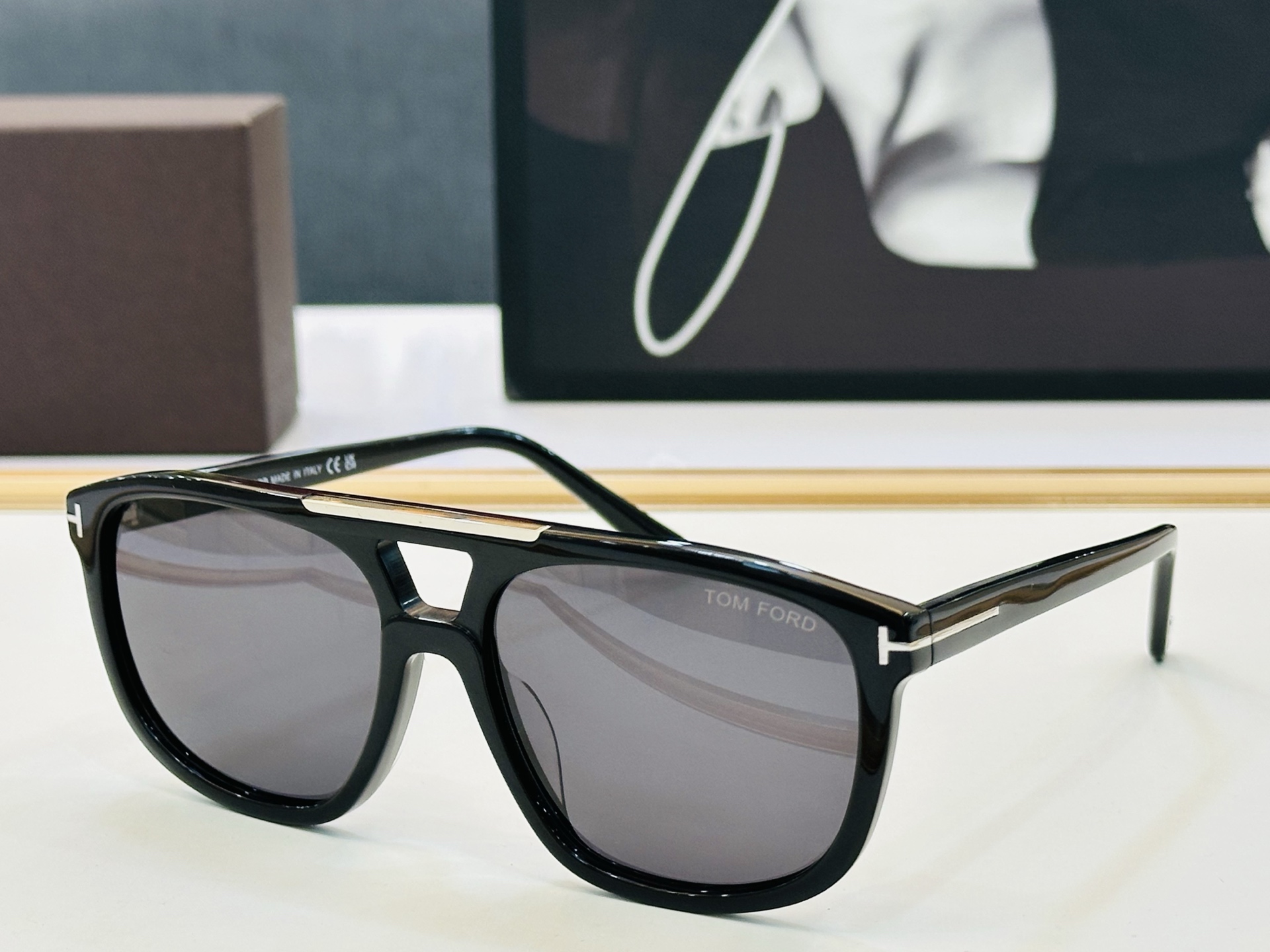 NO:827446,TOM FOR* Tom's official website new model TF1338 Size 58 mouth 17-143 classic fashion C adopts the most popular colors and high quality glasses, sunglasses, sunglasses, glasses, tom ford, tom ford19860909TOM FOR* 汤姆家 官网新款 TF1338  Size58口17-143 经典时尚 C采用时下最流行片色高品质 眼镜墨镜太阳镜,眼镜,tom ford,tom ford,glasses