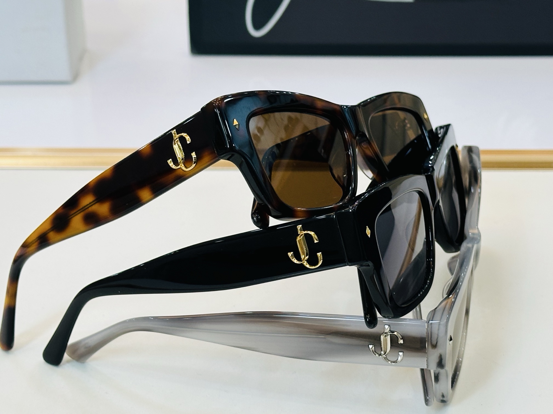 JIMMY CHO* 吉米家 JC5063U Size：54口18-145 新款 坚持一如既往最高品质 