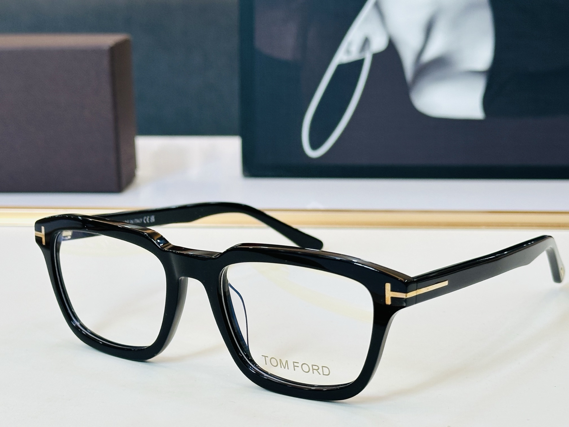 NO:827493,TOM FORD Tom's home MODEL: FT6032-B size 52 mouth 19-145 L fashion trend acetate frame glasses sunglasses sunglasses, glasses, tom ford19860909款 TOM FORD汤姆家 MODEL: FT6032-B size52口19-145 L时尚潮流 板材框 眼镜墨镜太阳镜,眼镜,tom ford,glasses