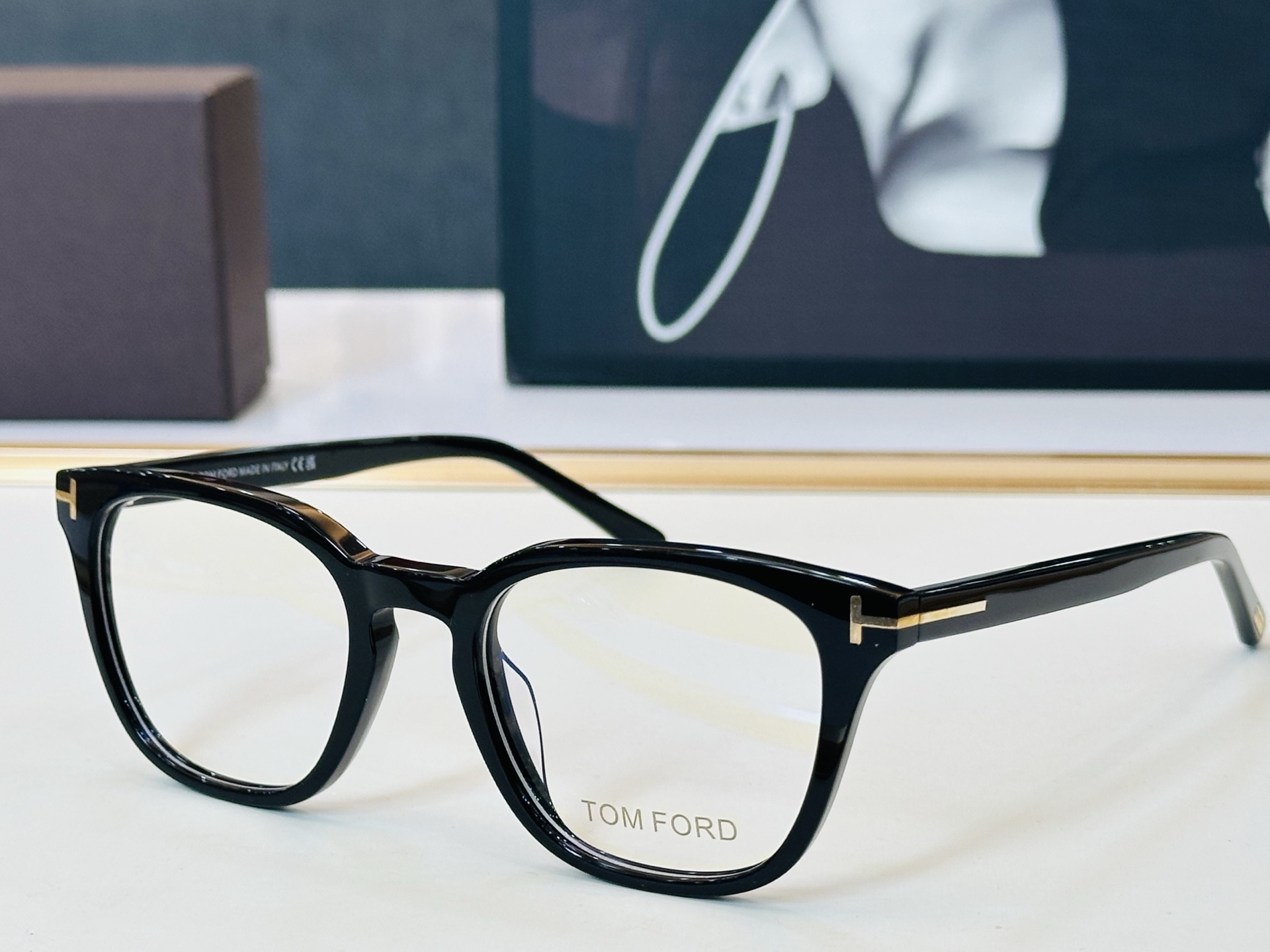 NO:827501,TOM FORD Tom's home MODEL: FT6014-K-B size 51 mouth 21-145 L fashion trend plate frame glasses sunglasses sunglasses, glasses, tom ford19860909款 TOM FORD汤姆家 MODEL: FT6014-K-B size51口21-145 L时尚潮流 板材框 眼镜墨镜太阳镜,眼镜,tom ford,glasses
