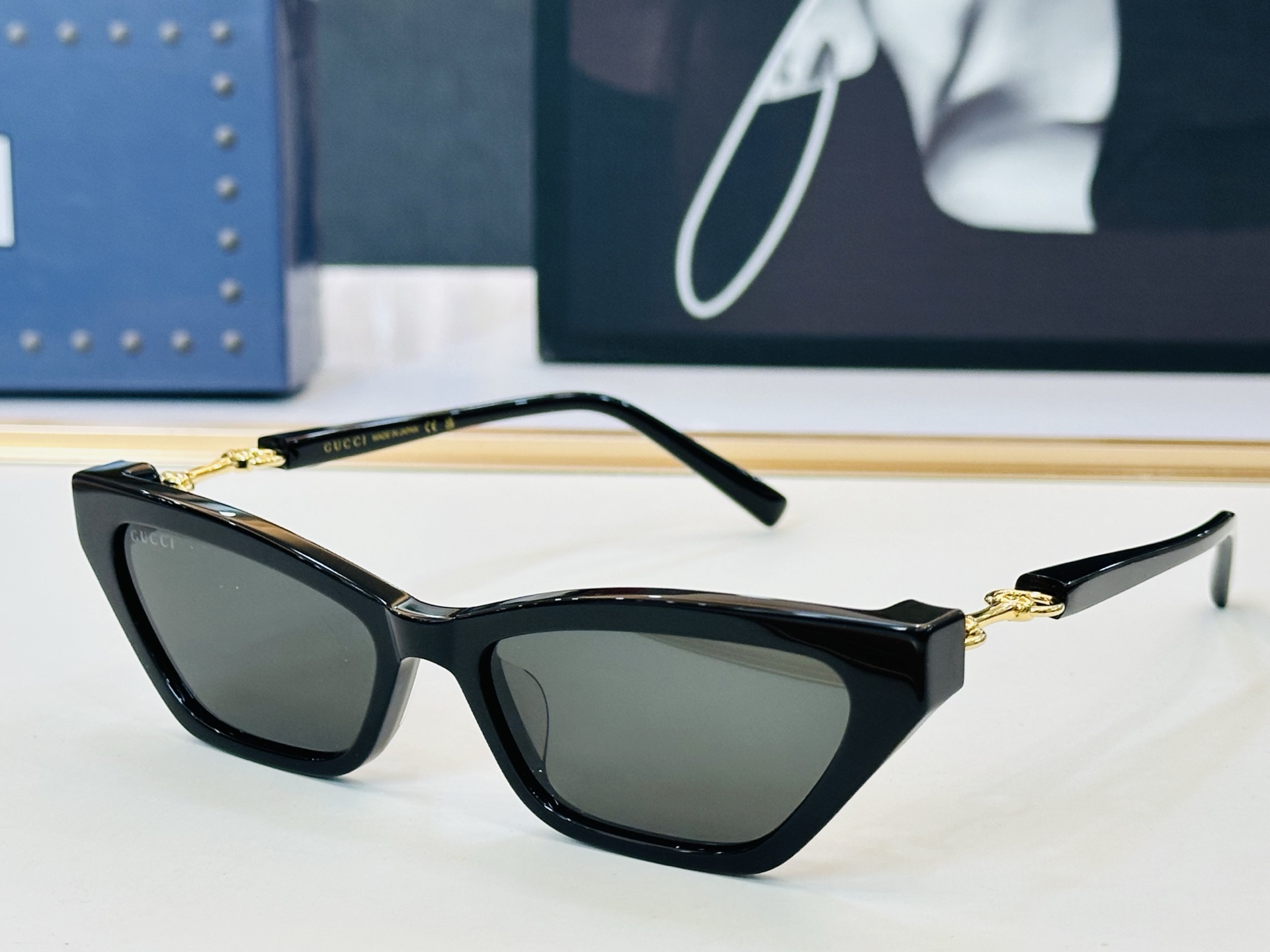 NO:827617,GUCC* Gujia GG2221S series Size 55 mouth 16-140 qSuper quality sunglasses glasses sunglasses sunglasses, glasses, gucci, gucci19860909GUCC* 古家 GG2221S 系列 Size55口16-140 q超绝品质太阳镜 眼镜墨镜太阳镜,眼镜,gucci,gucci,glasses